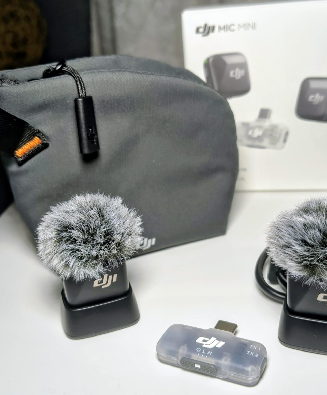 DJI Mic Mini (2 TX + 1 Mobile RX), Ultralight, Active Noise Cancelling | Wireless Lavalier Microphone for iPhone 17/16/15 & Android/PC/Tablet, Plug-and-Play, 300m Transmission, Youtube, Vlog customer photo 1