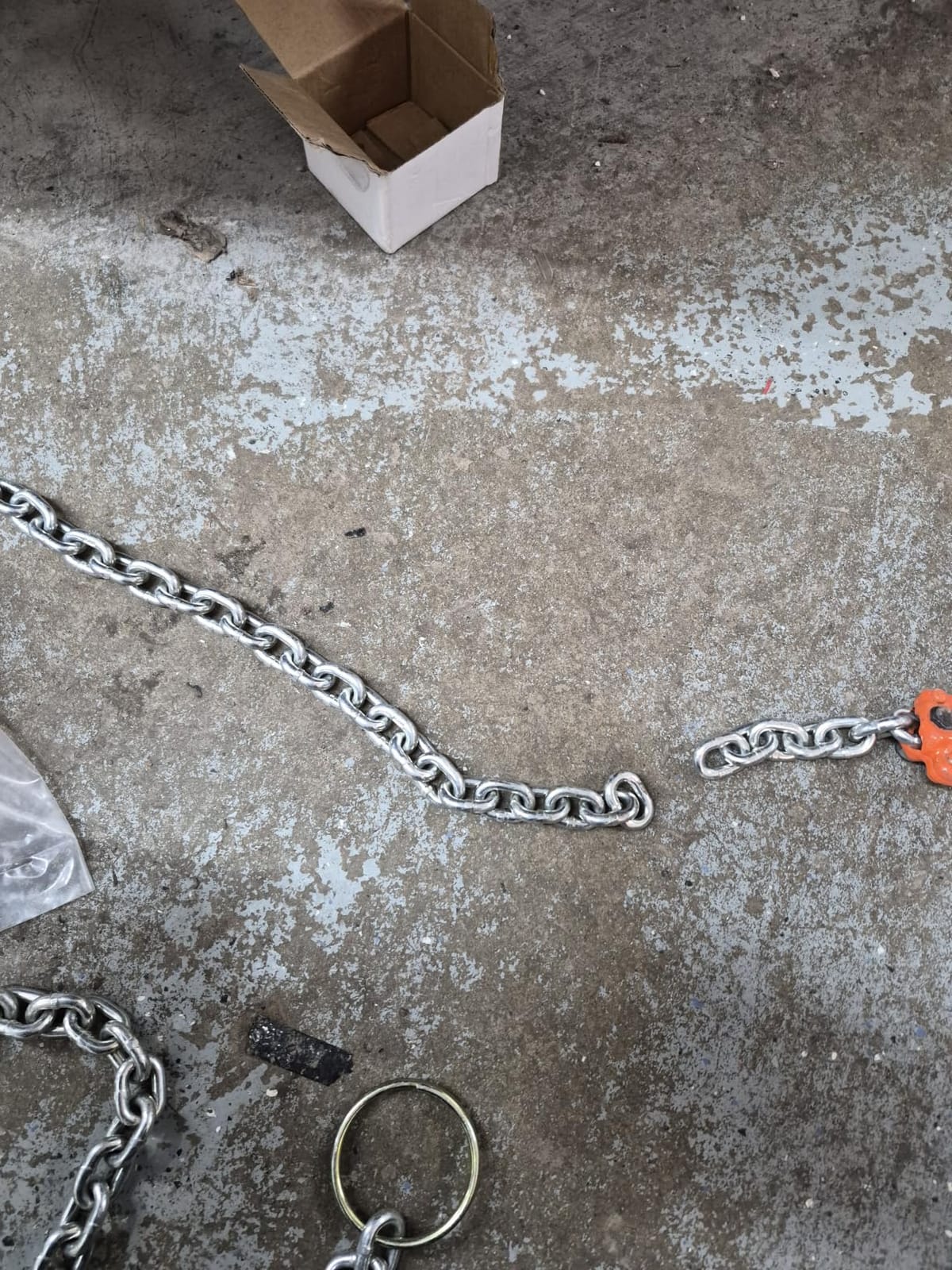 VEVOR Manual Lever Chain Hoist, 1T 2200LBS Capacity Heavy Duty Come Along, 10FT Lift G80 Alloy Steel Chain with Dual Pawl Mechanical Brake,360°Rotating Hooks, for Warehouse Construction Garage customer photo 2