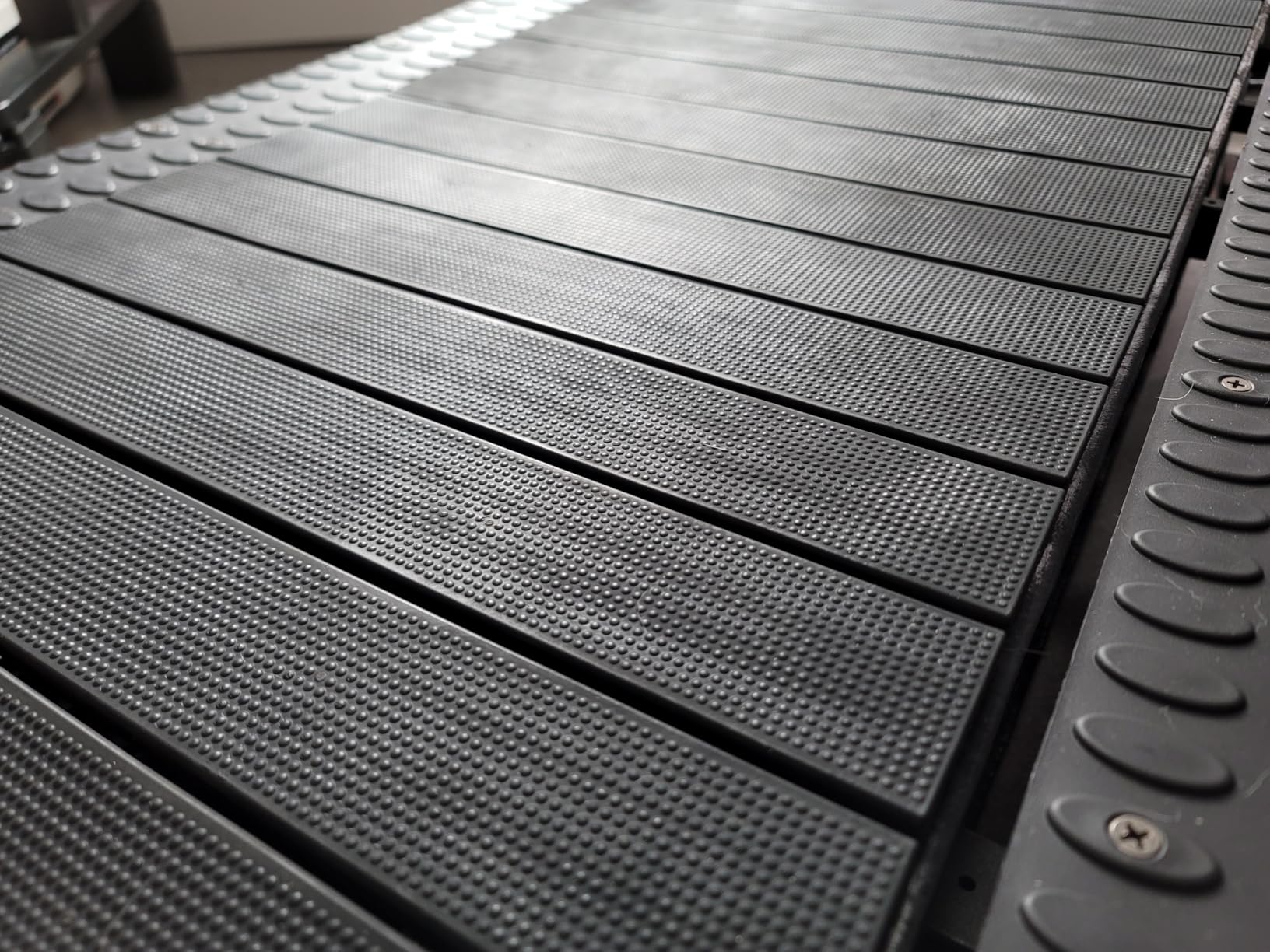 Curved Treadmill, Non-Electric and Foldable for Home Running 350LBS | Manual Self-Propelled Curved Treadmill with LED Display, Non-Slip Rubber Track, No Assembly Required and Space-Saving customer photo 2