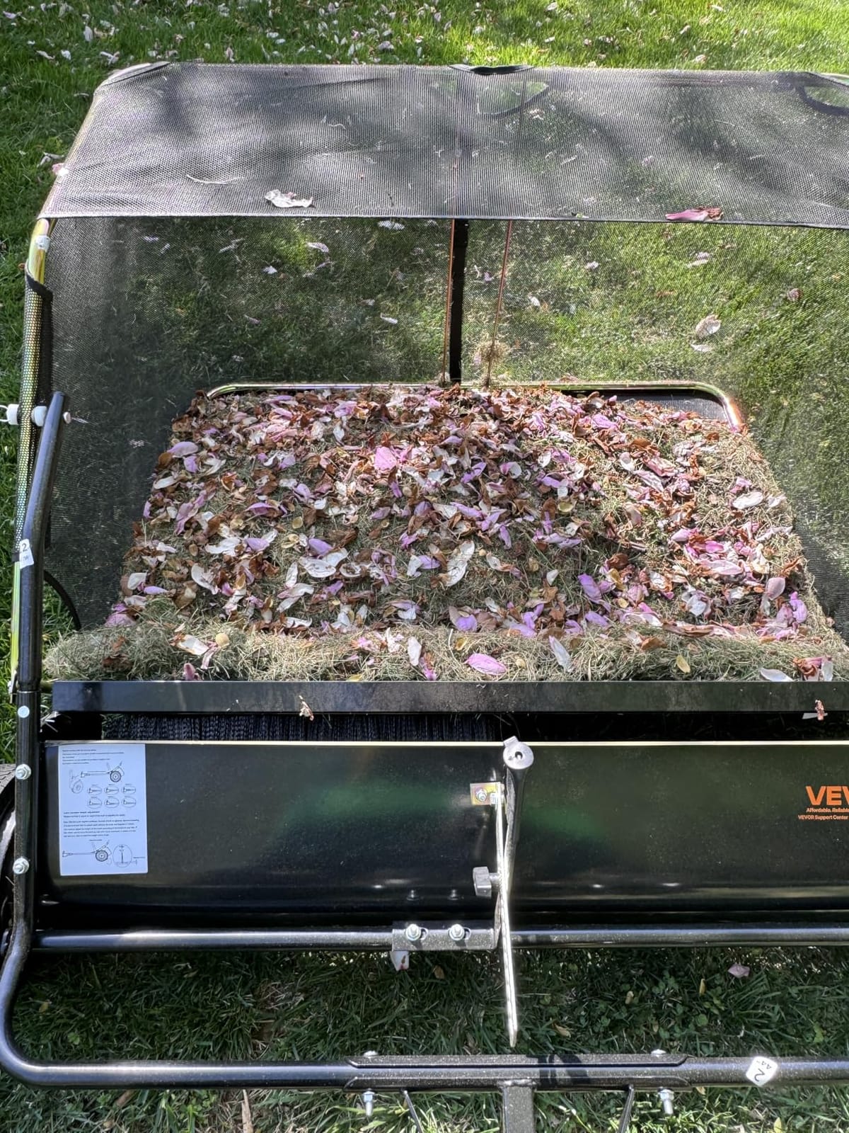 VEVOR Tow Behind Lawn Sweeper 42-inch, 12 cu.ft. Large Pull Behind Lawn Sweeper, Heavy Duty Leaf & Grass Collector with Dumping Rope, Adjustable Sweeping Height for Picking Up Debris & Grass customer photo 2