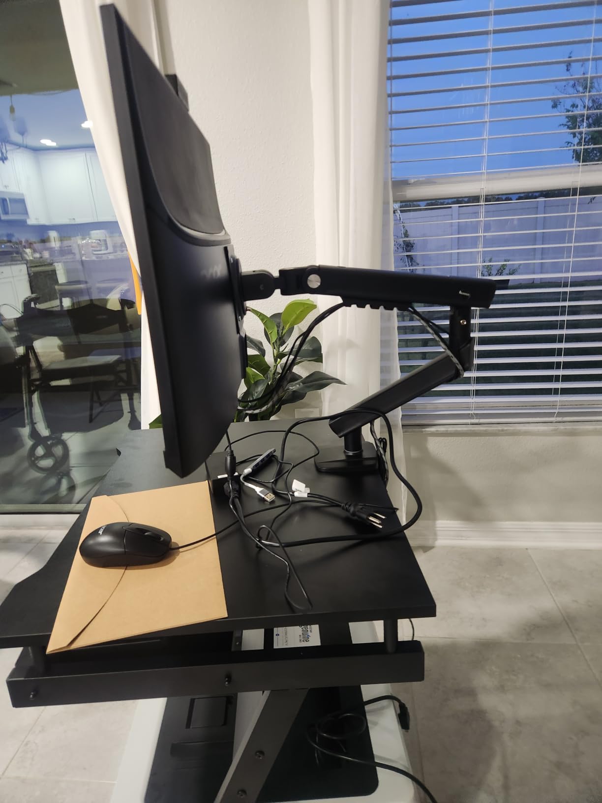 HUANUO FlowLift Pro Monitor Arm for 13-32 inch Screens, MechaSpring Monitor Mount, Fully-Adjustable Monitor Stand with Tilt/Swivel/Rotation, Tool-Free VESA Mount, C-Clamp/Grommet Base, Max Load 19.8 lbs customer photo 1