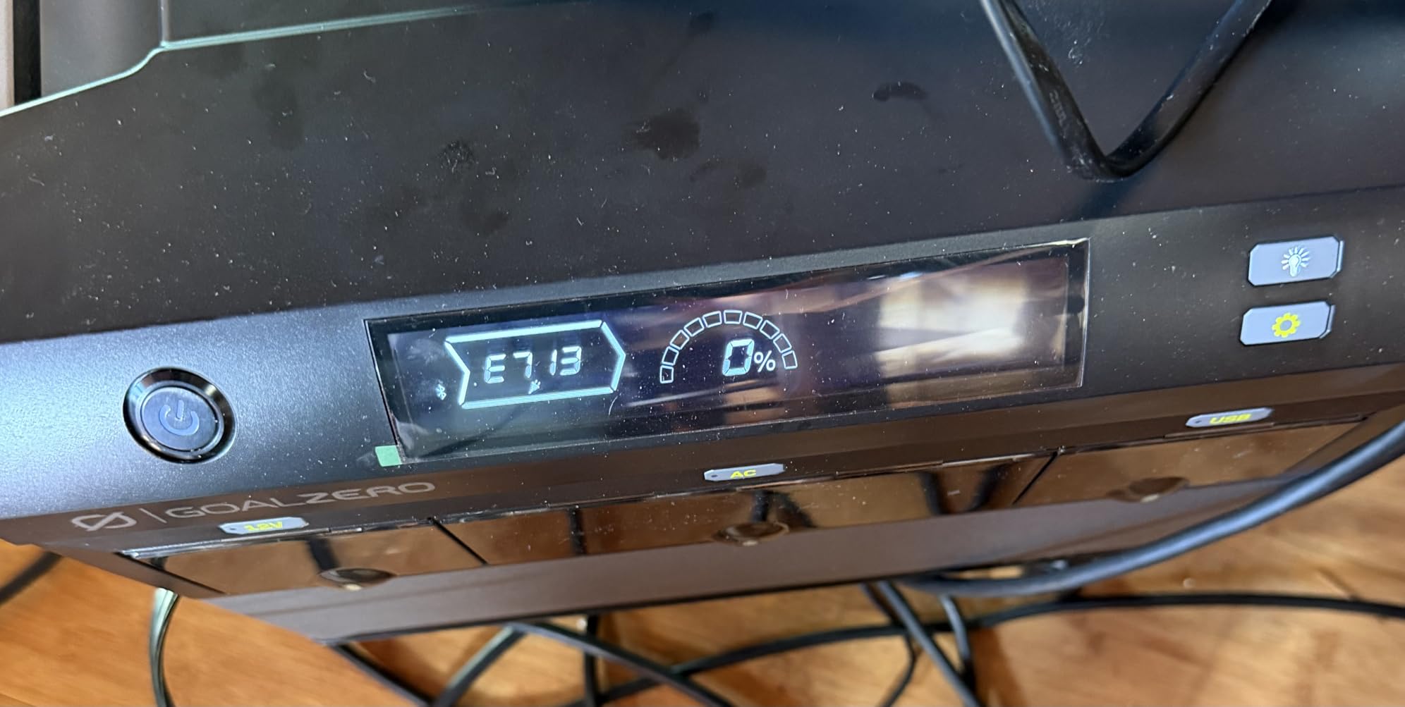 Goal Zero Yeti 1500 Portable Power Station (6th Gen) Fast-Charging 1,505 Watt Hour LiFePO4 Battery, IPX4 Weather Resistant, Solar Compatible, for Outdoor and Emergency Power. Durable 10+ Year Lifespan customer photo 1