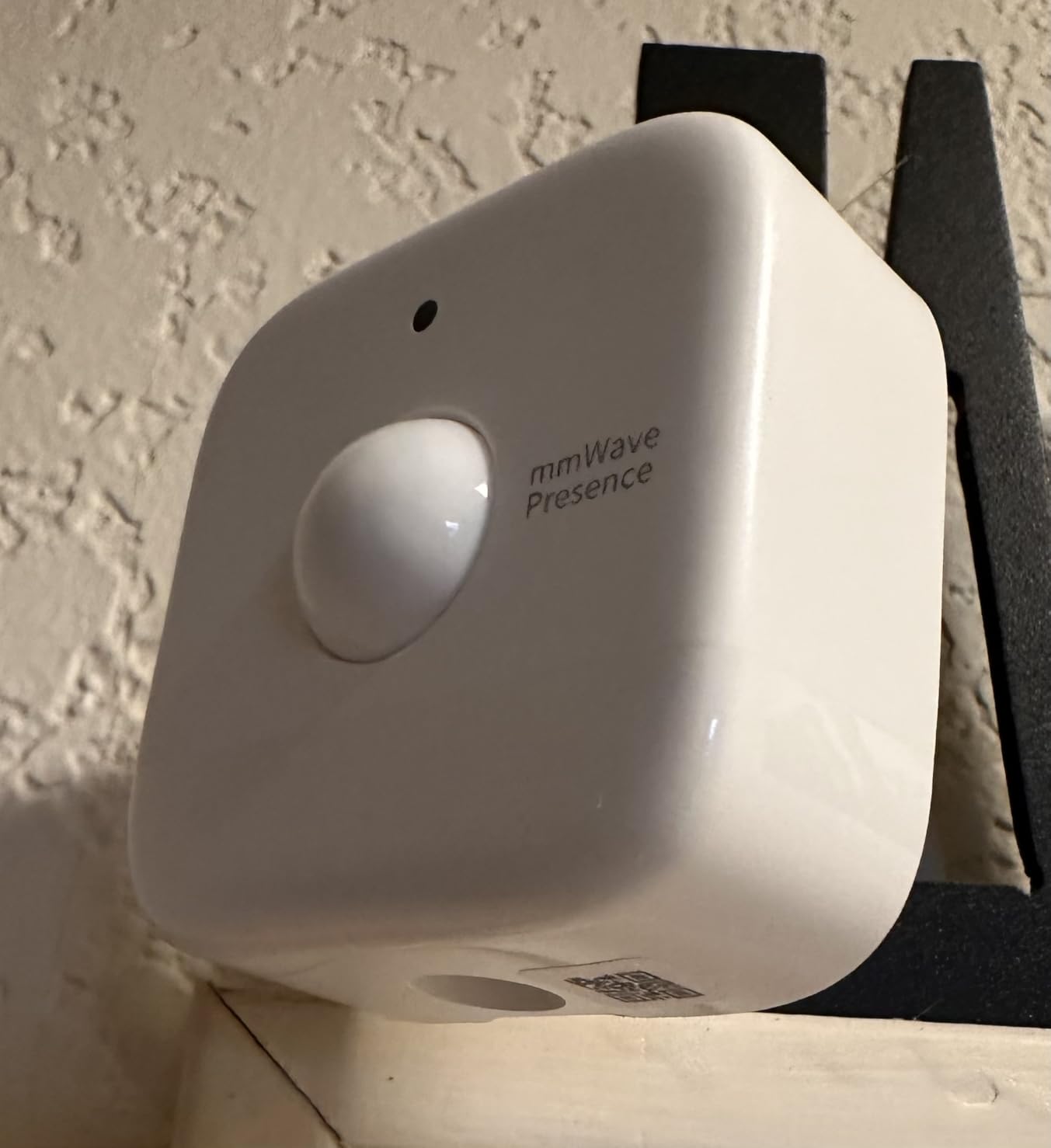 SwitchBot Smart mmWave Radar Motion Sensor, Bluetooth Presence Sensor with Dynamic Detection & Zone Positioning, Compatible with Alexa, HomeKit & Apple Home (Presence Sensor*2) customer photo 2