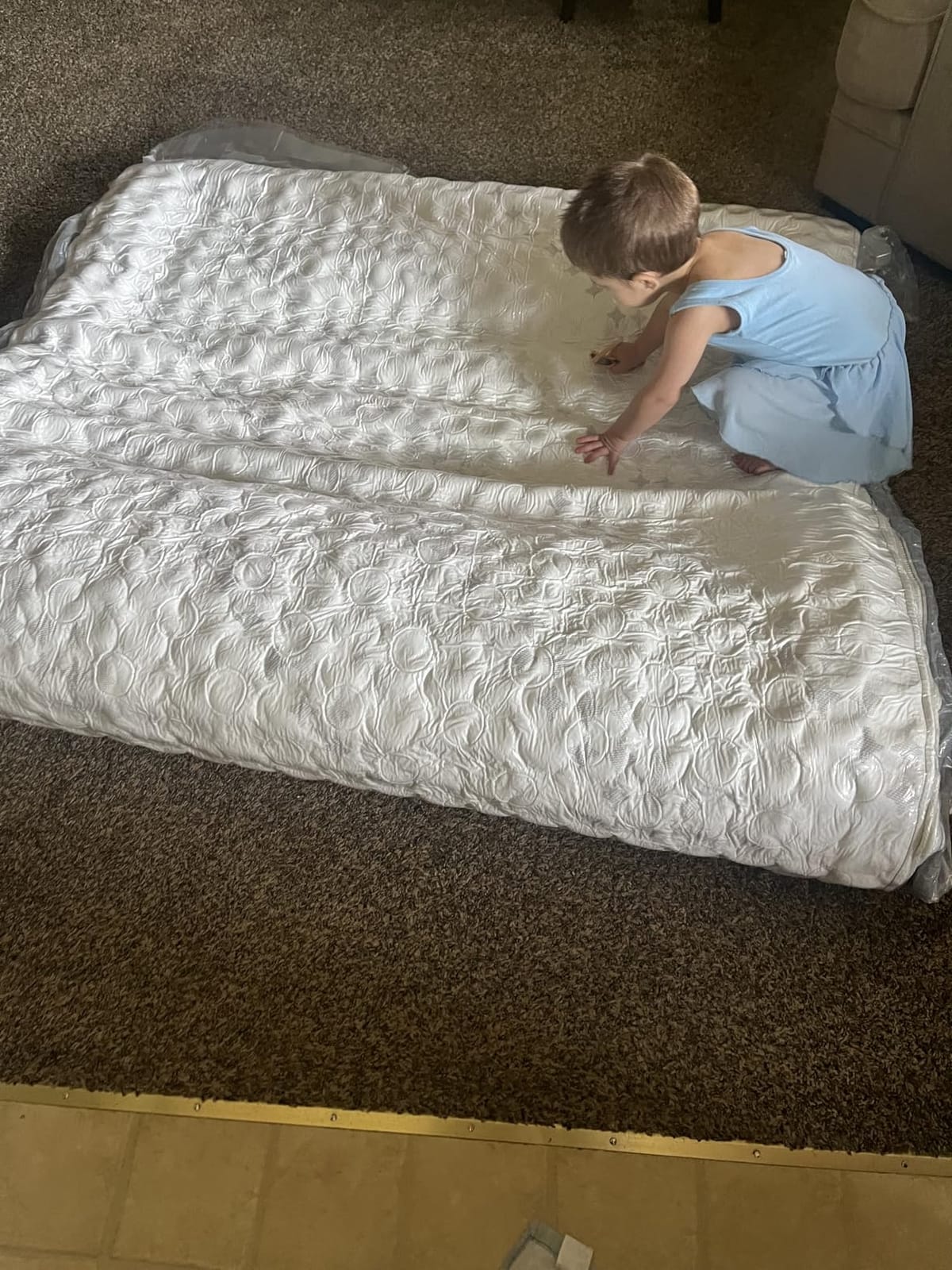 Sleepmax Extra Firm King Mattress 12 Inch, Hybrid Mattress Pain Relieving | Hotel-Collection Bed in Box, Extra Lumbar & Hip Support, Spine Alignment, 365-Night Trial & Forever warranty, Fiberglass-Free customer photo 2