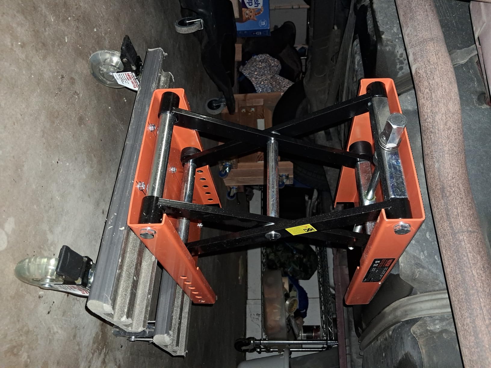 VEVOR Motorcycle Lift, 1100 lbs Motorcycle Scissor Lift Jack with Wide Deck & Lock Pin, 3.74