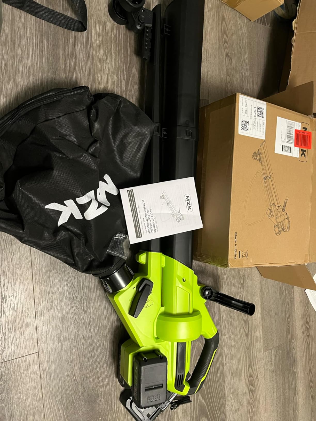 MZK 40V Leaf Vacuum Mulcher, 600 CFM Cordless Blower | High-airflow 3-in-1 tool with 40L bag and dual batteries for leaf collection around lawns and driveways. customer photo 1