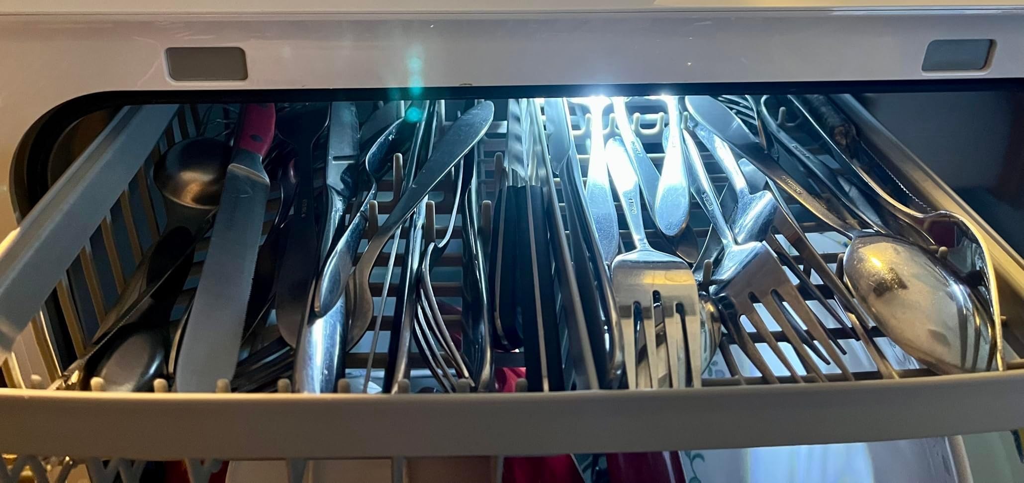 AIRMSEN Large Slim Countertop Dishwasher | Built-in Water Tank | No Hookup Needed, Heated Drying & 72H Air Refresh, 12H Delay Start, Built-in Water Softener, 3 Spray Arms & 2-Level Rack customer photo 2