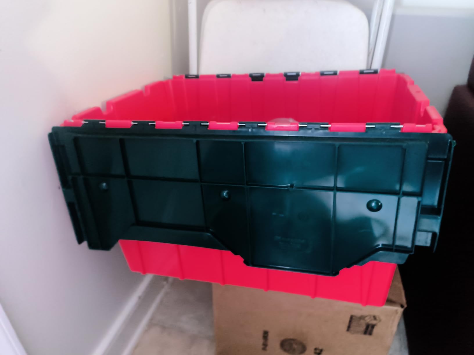 Akro-Mils KeepBox 12 Gal Storage Box, Lid Attached, Stackable, Clear/Blue customer photo 1