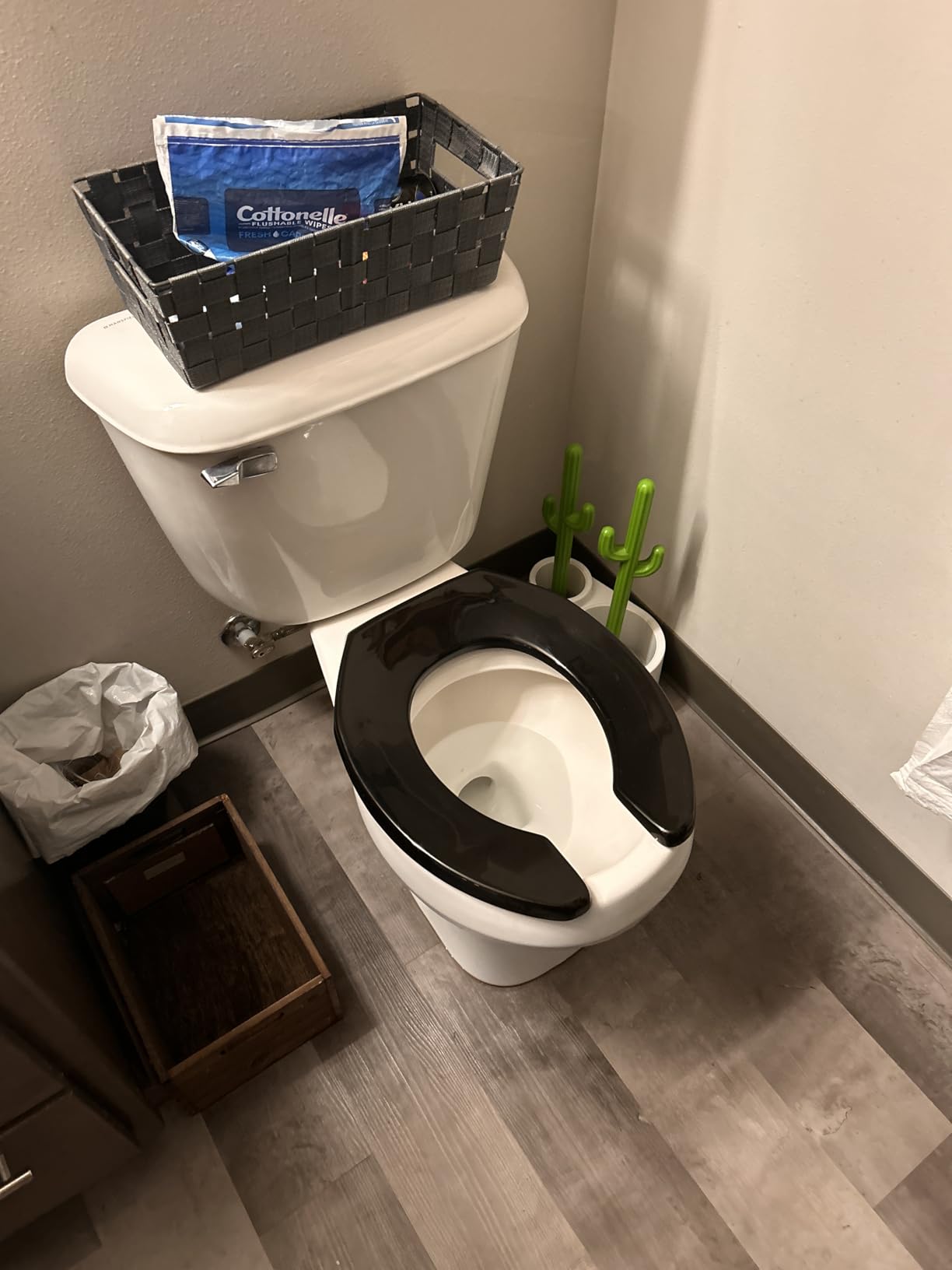 BEMIS 1955CT Commercial Open Front Plastic Toilet Seat, Heavy Duty Industrial Seat without Lid, Secure Installation for Long Lasting Use, Made in USA, Elongated, White customer photo 1