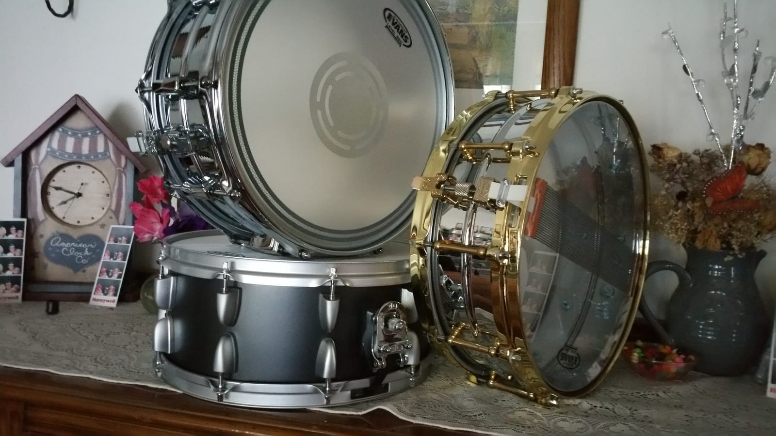 Ludwig LM402 Smooth Chrome Plated Aluminum 6.5 x 14 Inches Snare Drum with Imperial Lugs and Supra-Phonic Strainer customer photo 1