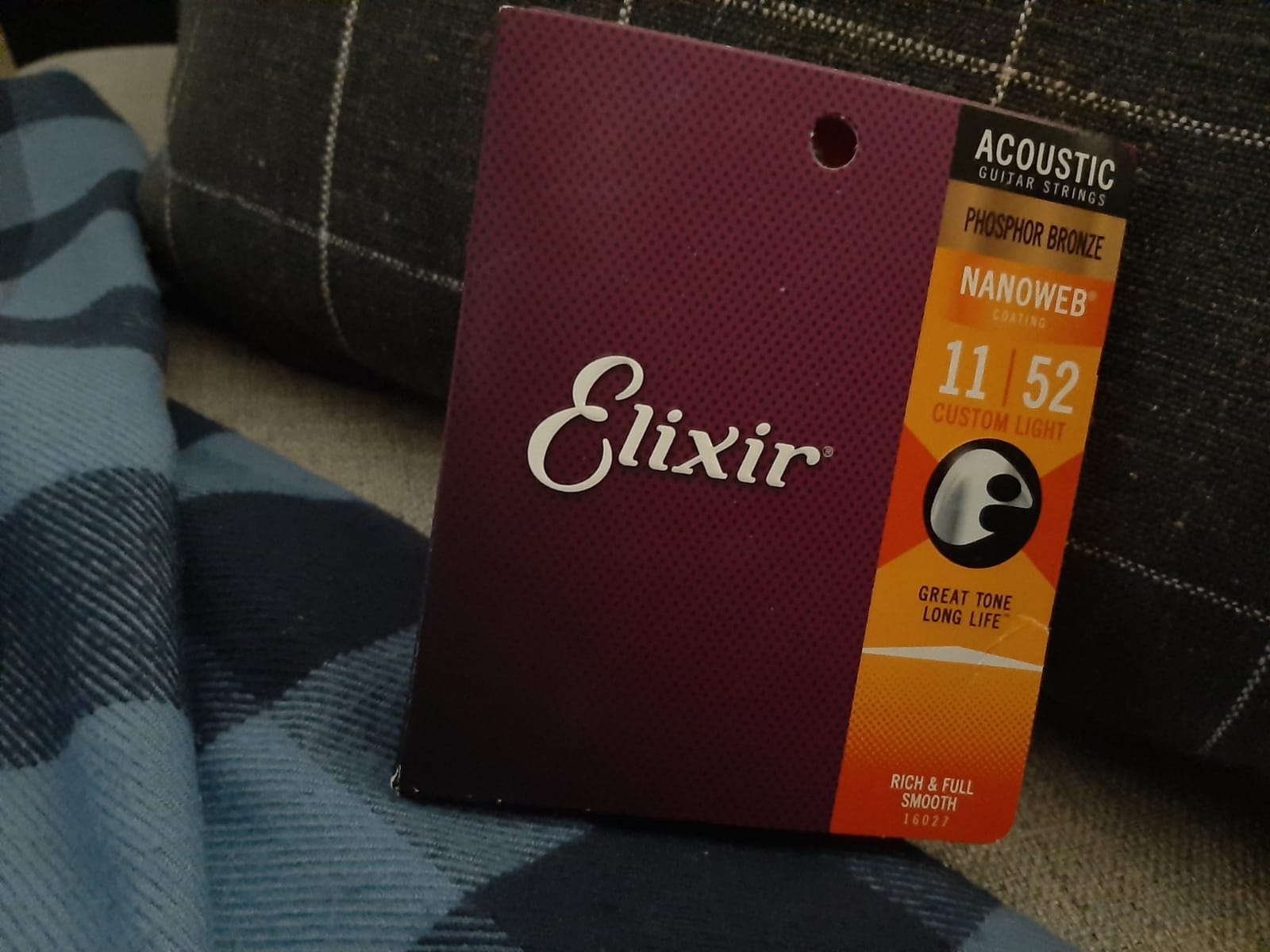 Elixir Strings, Acoustic Guitar Strings, Phosphor Bronze with NANOWEB Technology, Longest-Lasting Rich and Full Tone For Life with Comfortable Feel, 6 String Set, Custom Light 11-52 customer photo 2