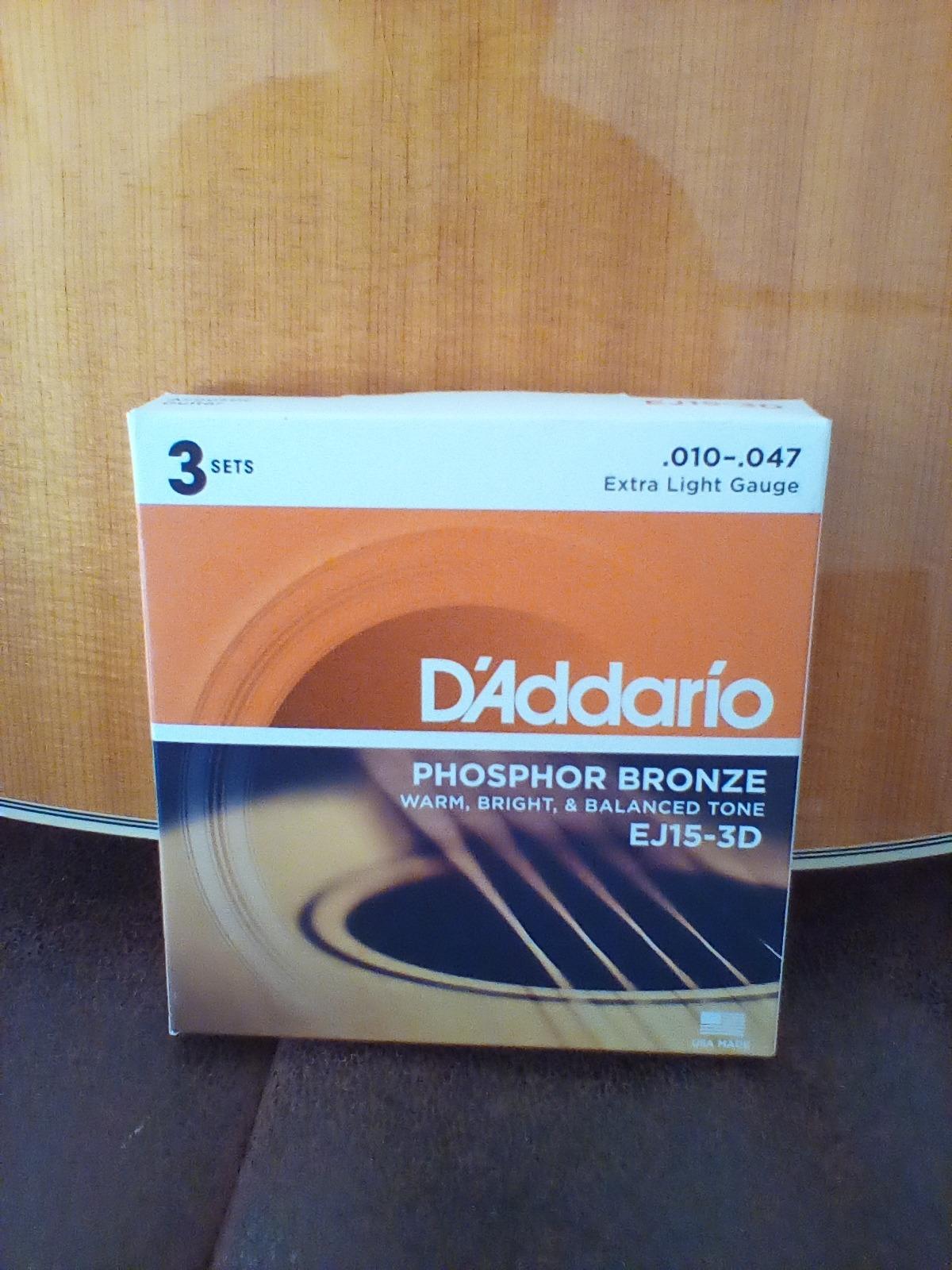 D'Addario EJ15 Phosphor Bronze Acoustic Guitar Strings, Extra Light 10-47 customer photo 2