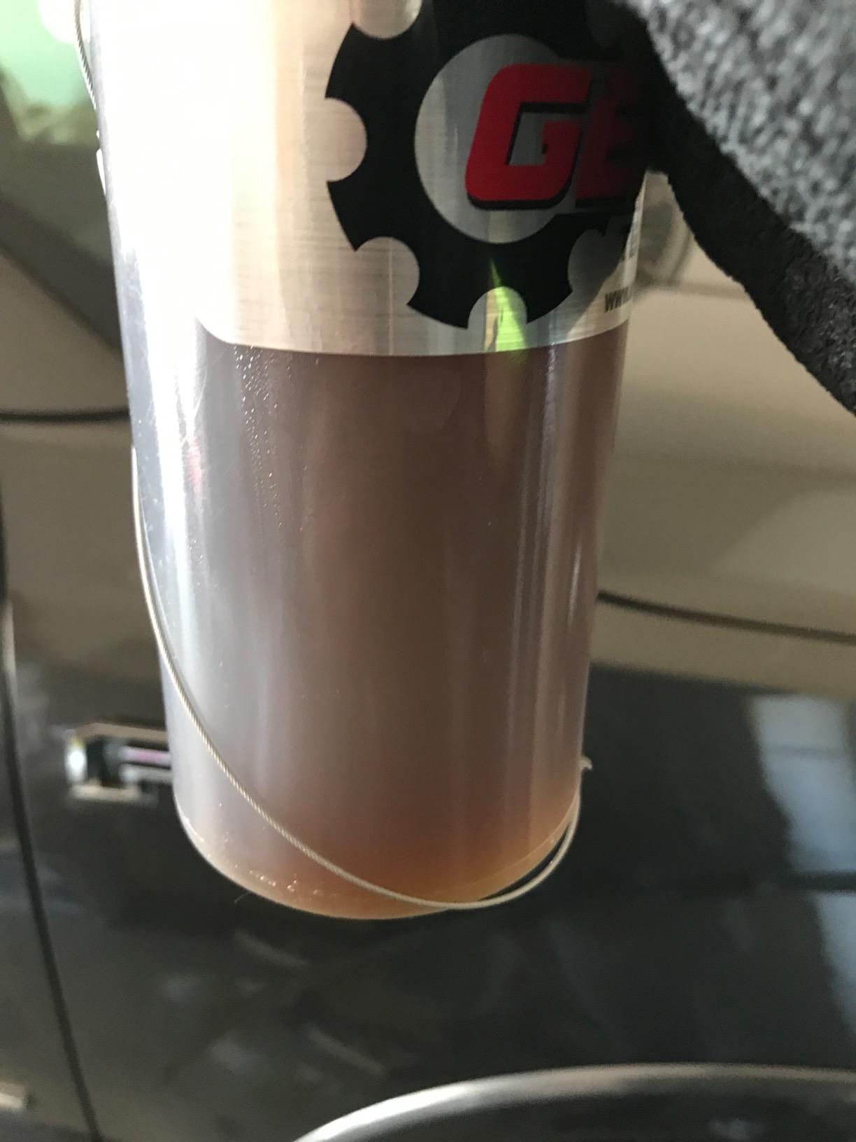 Genesis Universal 1 Person Brake Bleeder Bottle with a Stainless Steel Cable Mount and 12 Inch Fluid Tube customer photo 1