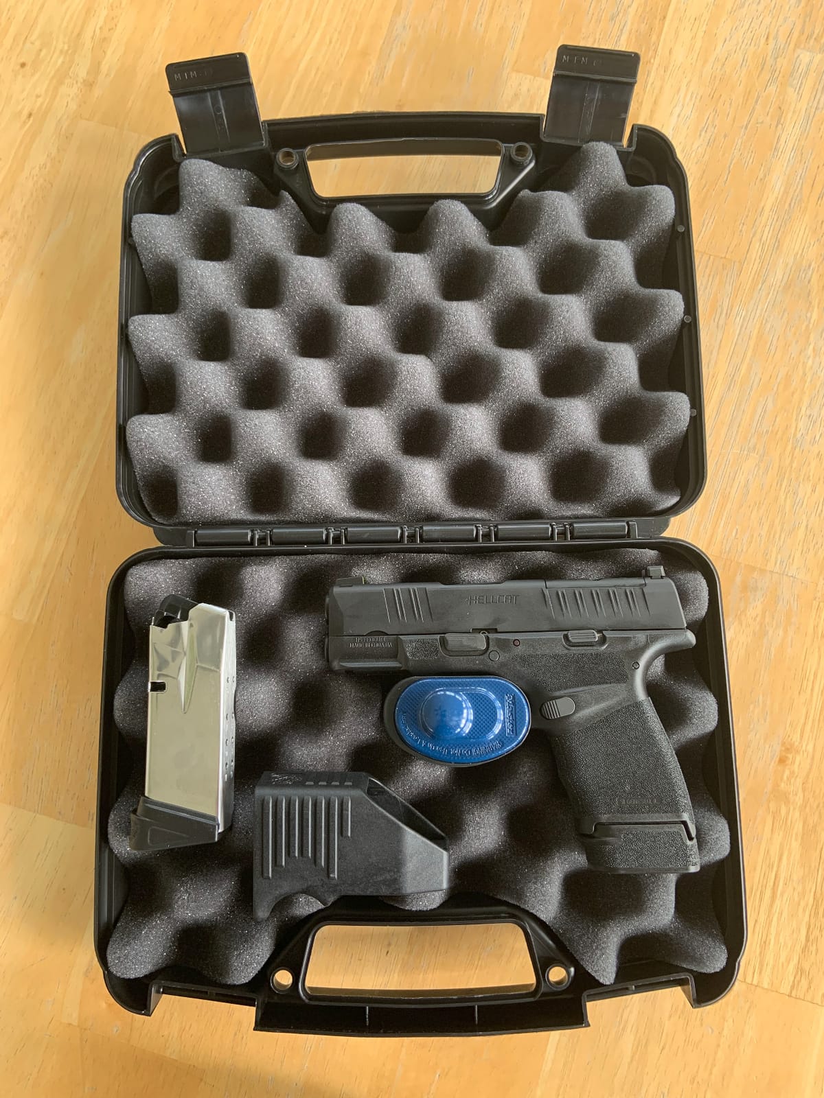 MTM 805-Single Pistol Handgun Case Up to 4