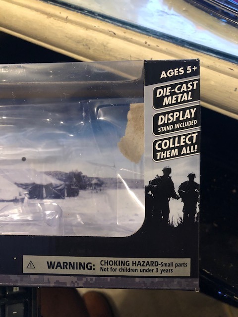 Boeing CH-47 Chinook Aircraft United States Army Olive Drab Military Mission Series 1/60 Diecast Model by New Ray customer photo 2