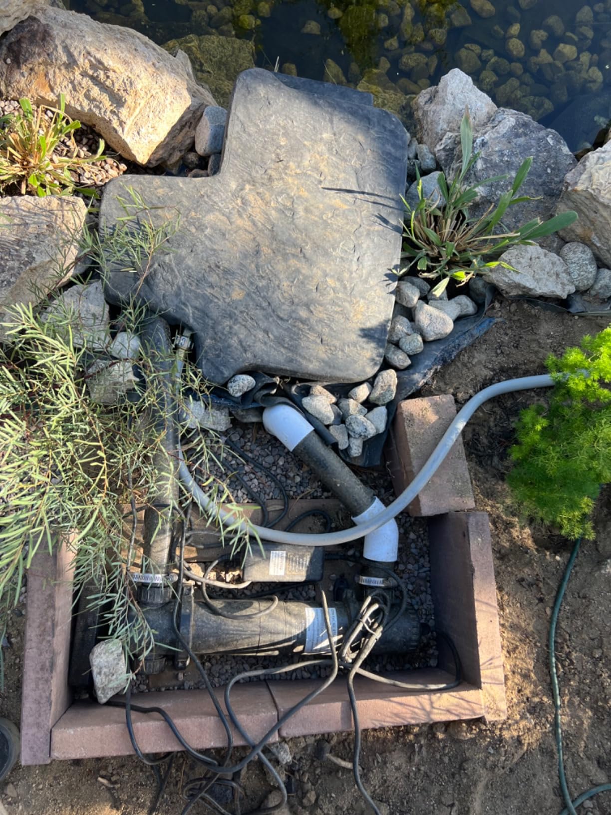 EasyPro PS4E ECO-Series Prelude Pond Skimmer W/Filter Pad & Lid, 1800 GPH customer photo 2