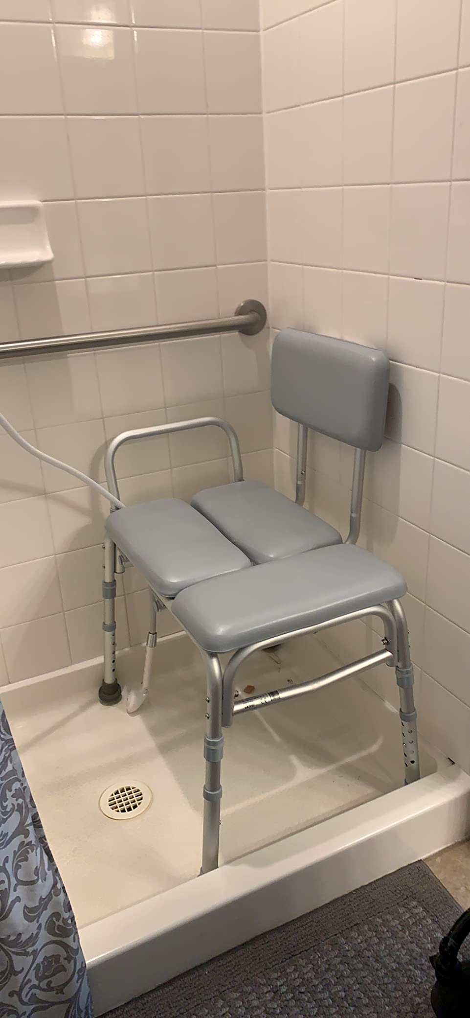Drive Medical Padded Shower Seat Chair for Bathing, Gray customer photo 1