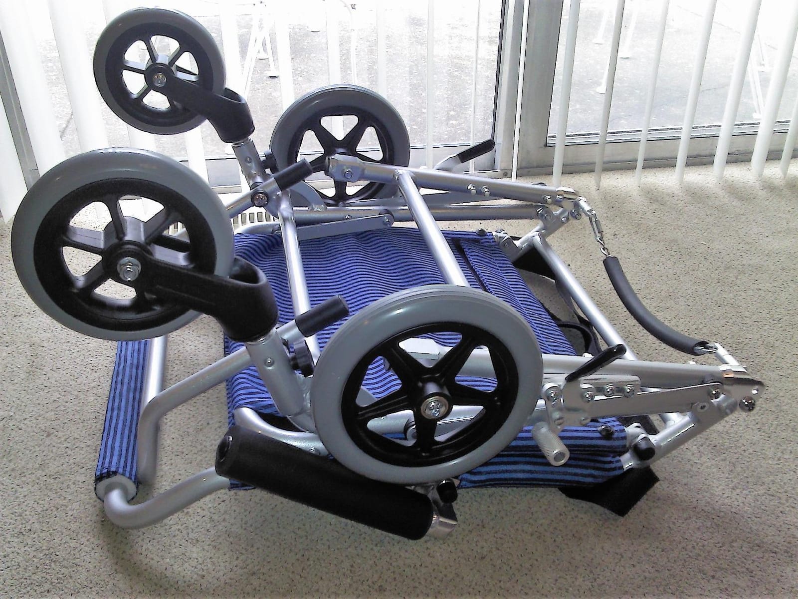 Drive Medical Lightweight Folding Transport Wheelchair with Carry Bag customer photo 2