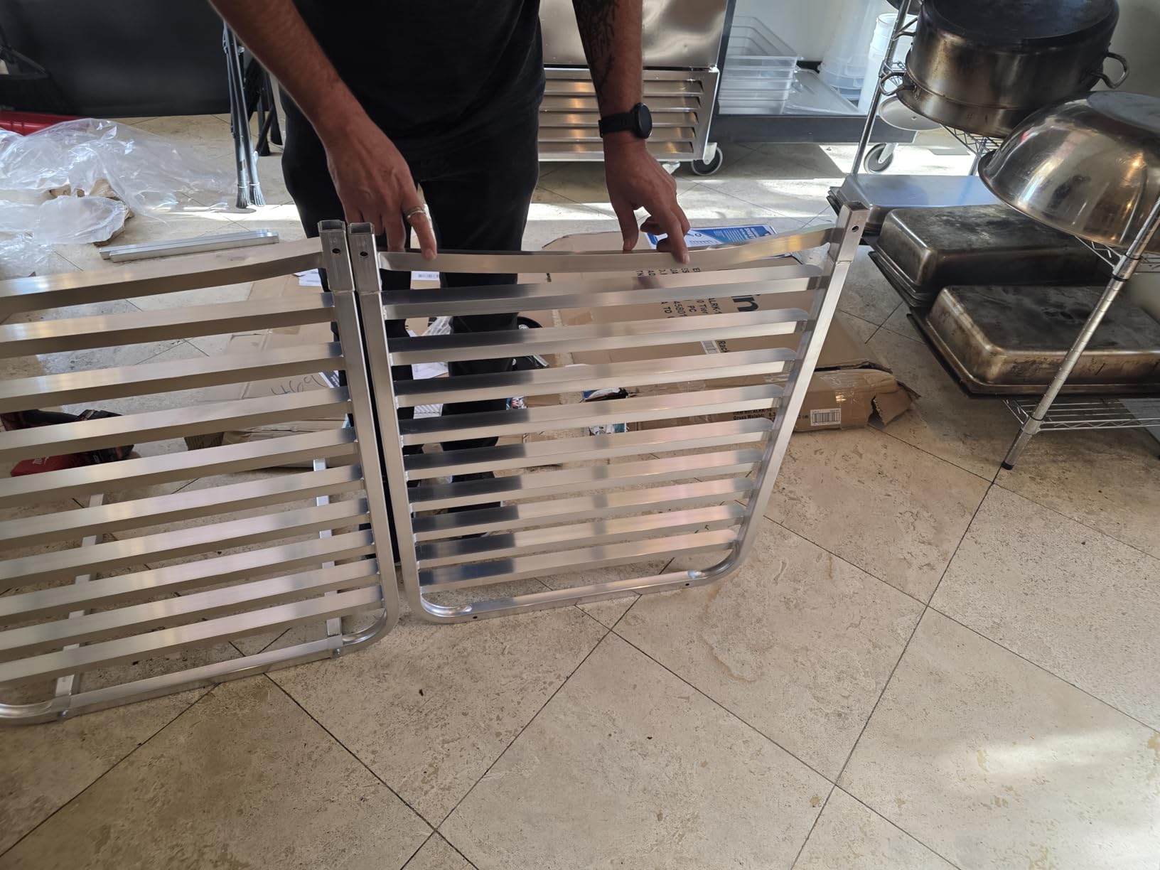 Winco Pan Rack, large, Silver customer photo 1