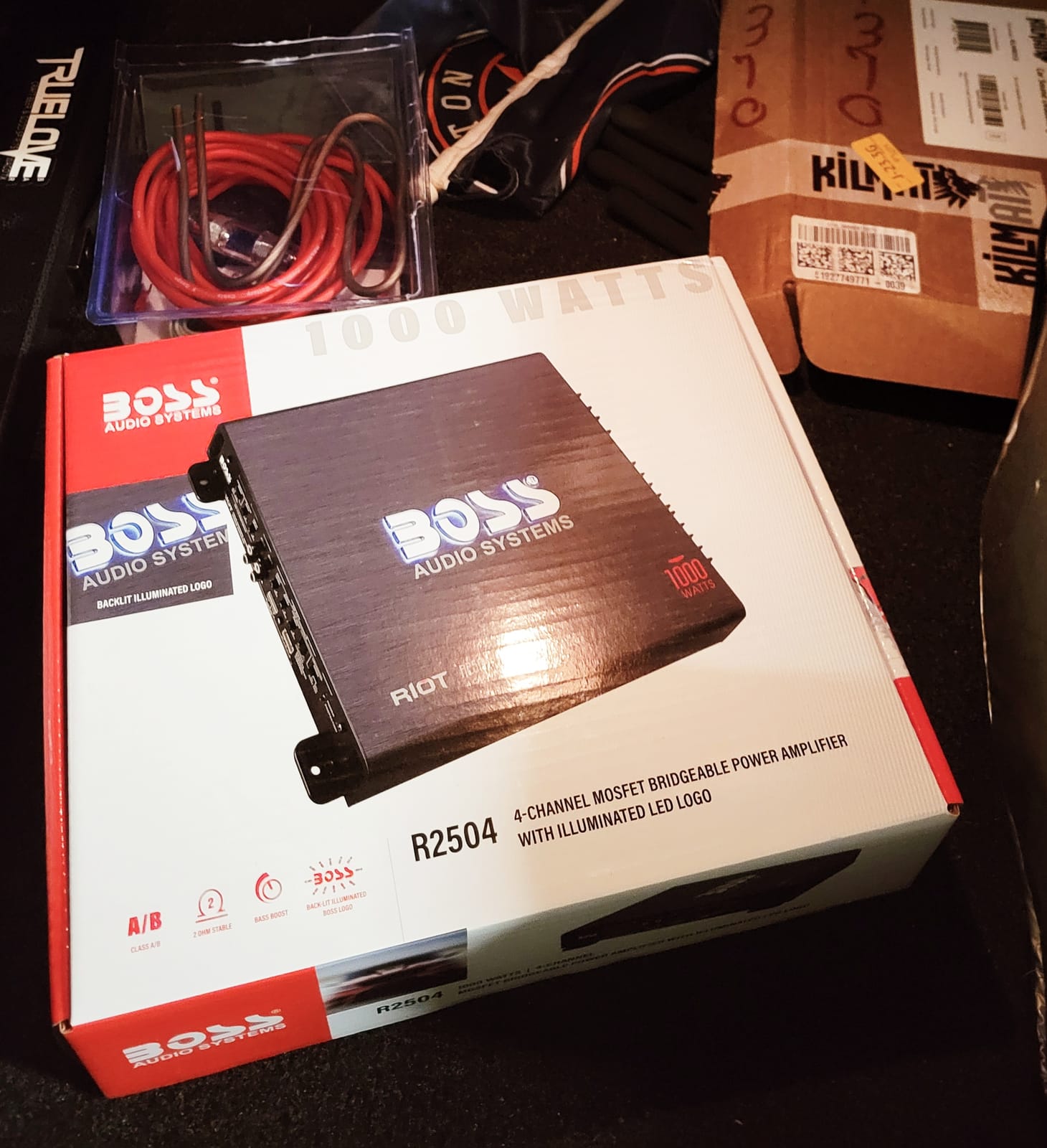 BOSS Audio Systems R2504 4 Channel 1000 Output Class A/B Car Amplifier customer photo 2