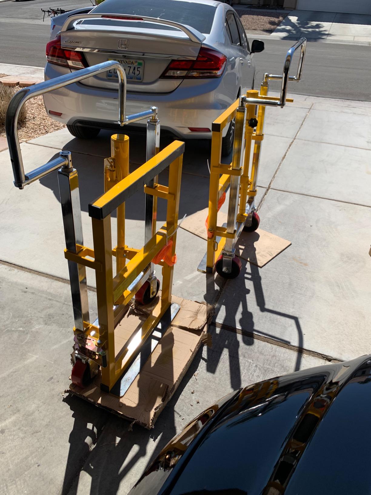 Vestil MFM-4000 Steel Machinery/Vending Machine Lifts 15 In. x 26-3/4 In. x 49-1/4 In. 4000 Lb. Capacity Yellow customer photo 1