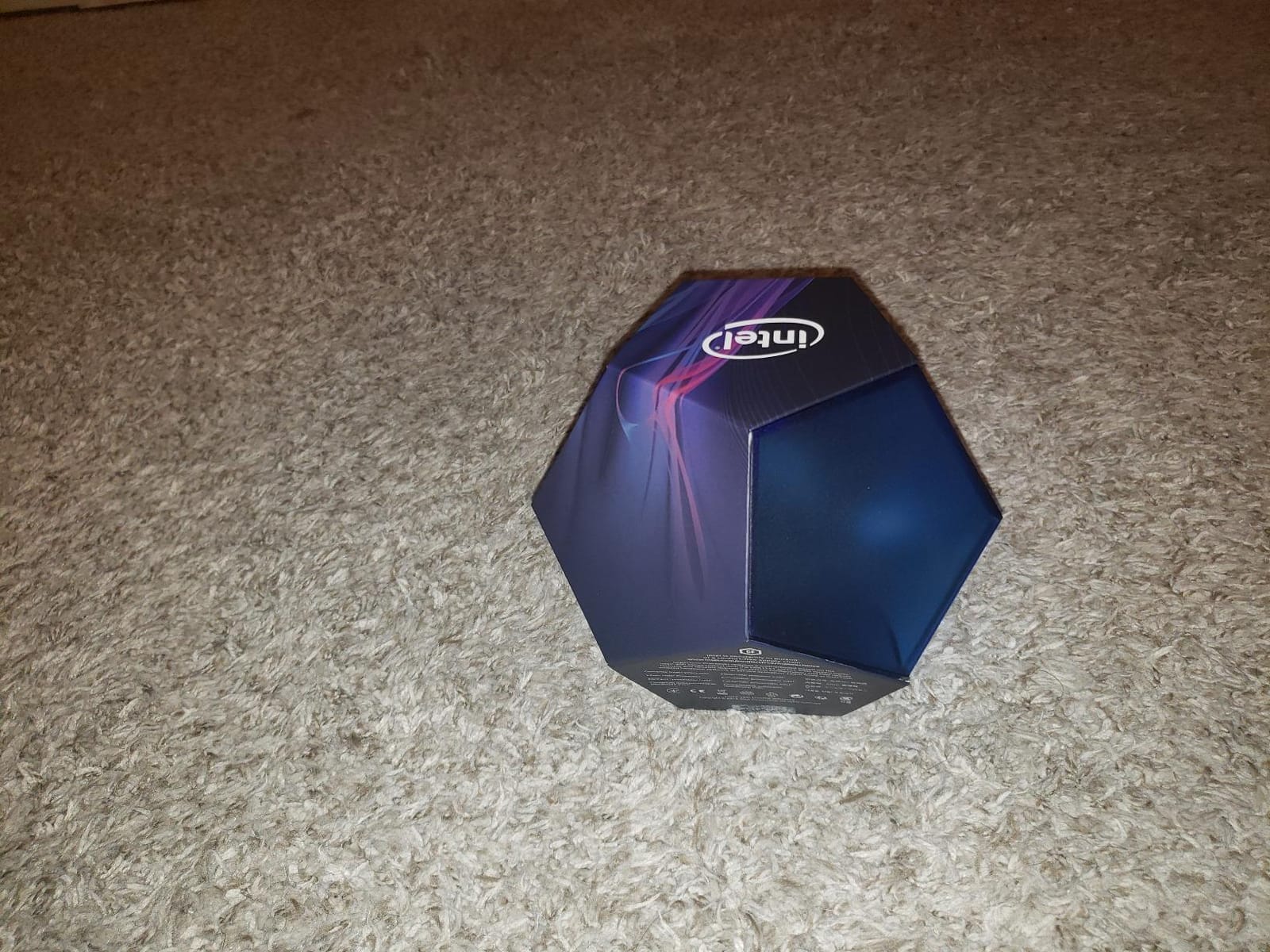 Intel Core i9-9900K Desktop Processor 8 Cores up to 5.0 GHz Turbo Unlocked LGA1151 300 Series 95W customer photo 2