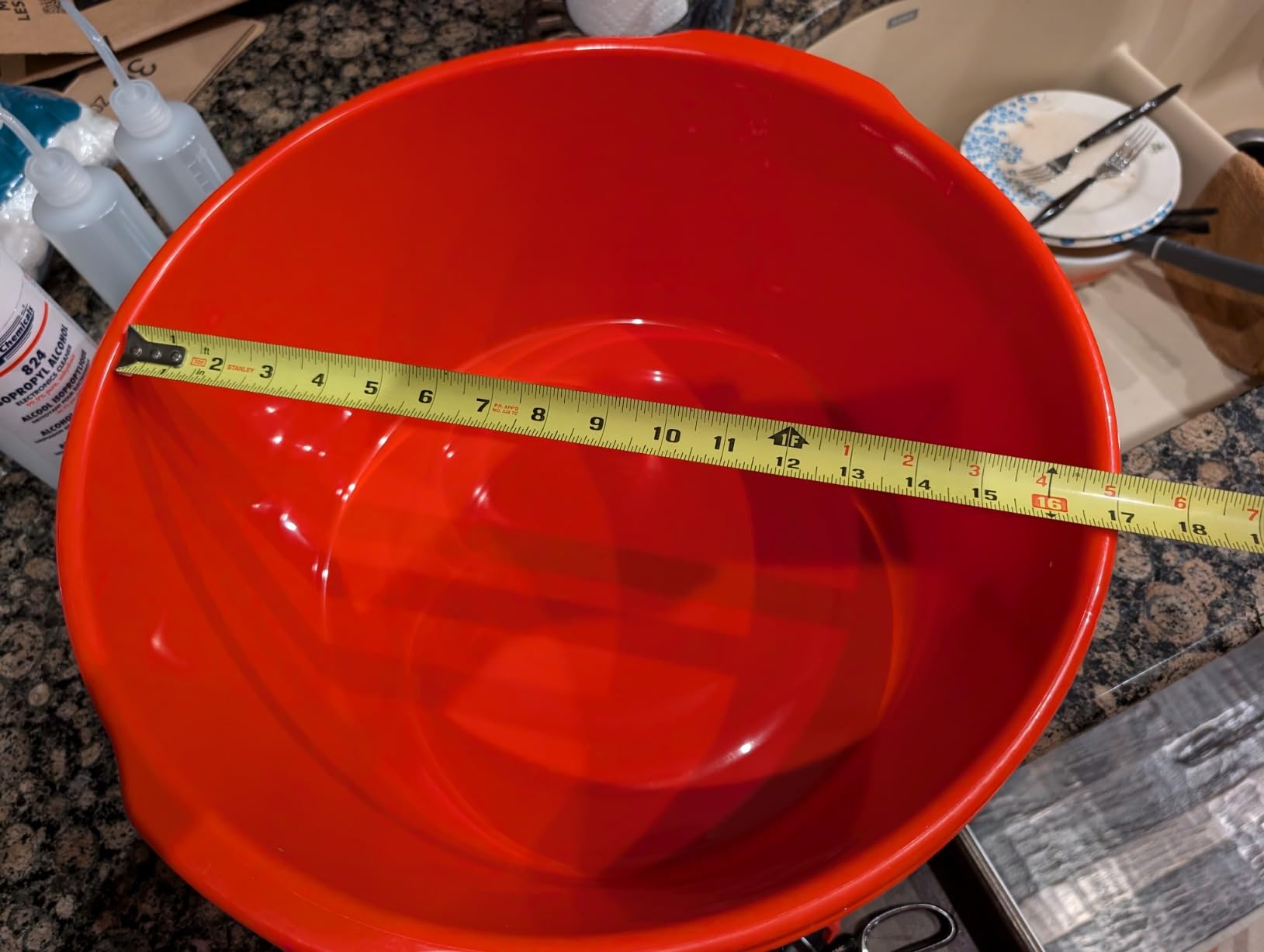 Little Giant® Plastic All-Purpose Tub | Plastic Pond Tub | Feed Tub | Durable Plastic Livestock Feeding Pan with Hand Grips | Made in USA | 6.5 Gallons | Green customer photo 2