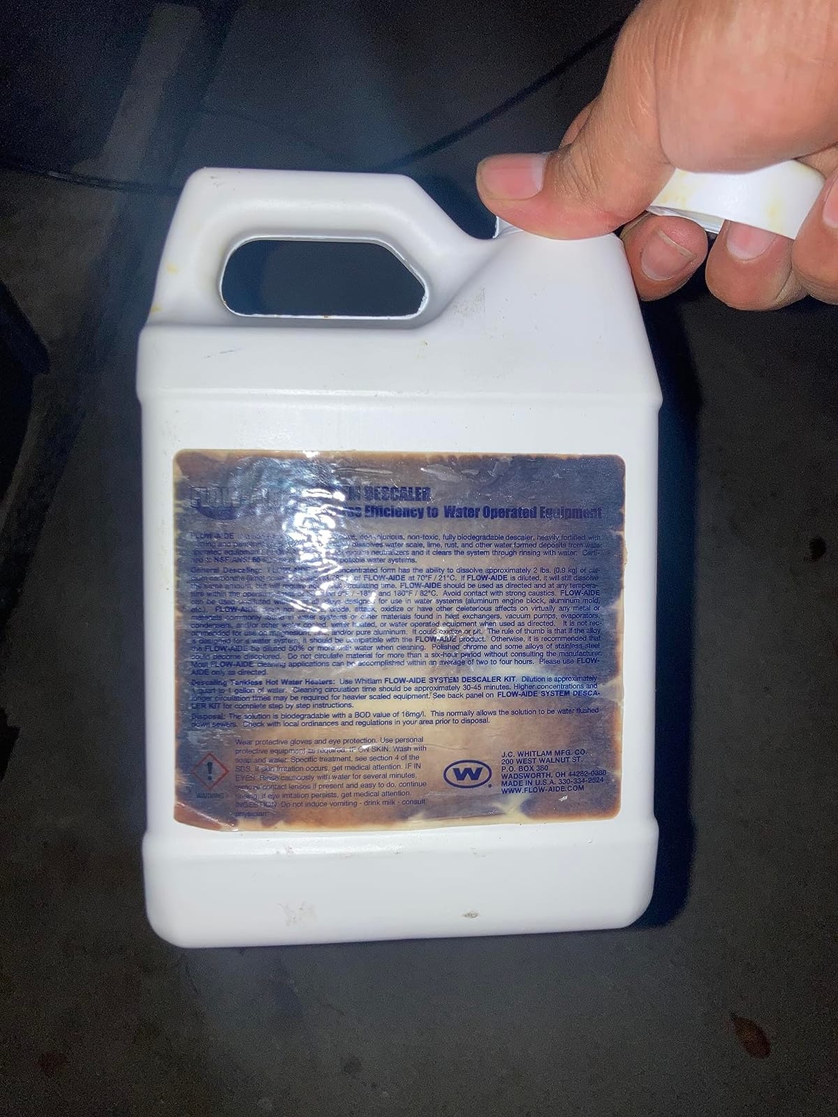 J.C. Whitlam FLOW32 Flow-Aide System Descaler ,32 ounces (1 quart) , White customer photo 2