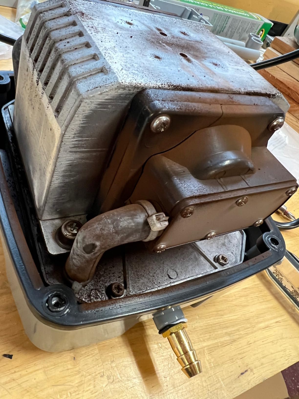 Blue Diamond ET 80 Septic or Pond Linear Diaphragm Air Pump customer photo 1