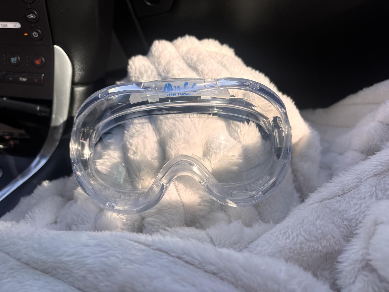 TR Industrial Anti-Fog Approved Wide-Vision Lab Safety Goggle, ANSI Z87.1 Approved customer photo 1