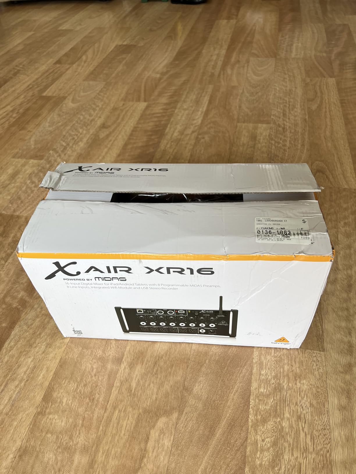 Behringer X AIR XR16 16-Input Digital Mixer for iPad/Android Tablets with 8 Programmable Midas Preamps, 8 Line Inputs, Integrated Wifi Module and USB Stereo Recorder customer photo 2