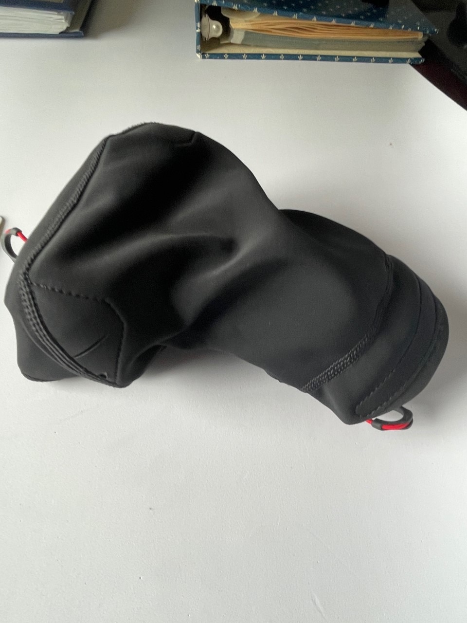 Peak Design Shell Camera Rain Cover, Medium, Weatherproof Rain Cover for DSLR Camera, Stretchy Neoprene Fabric, Waterproof Membrane, Works with Capture Clip and Peak Design Straps, Protects from Dust customer photo 2