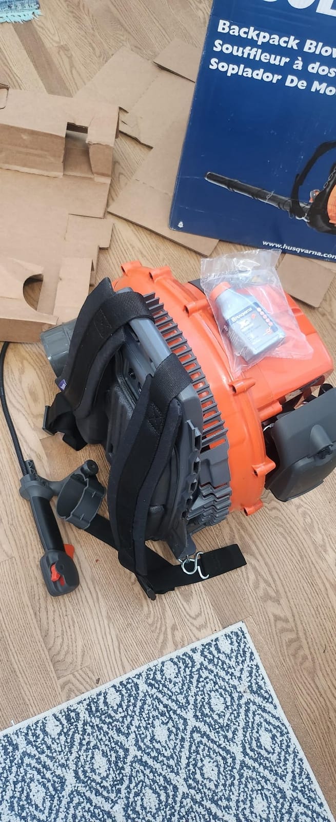 Husqvarna 360BT Gas Backpack Leaf Blower, 65.6-cc 3.81-HP 2-Cycle, 890 CFM/232 MPH/30-N customer photo 2