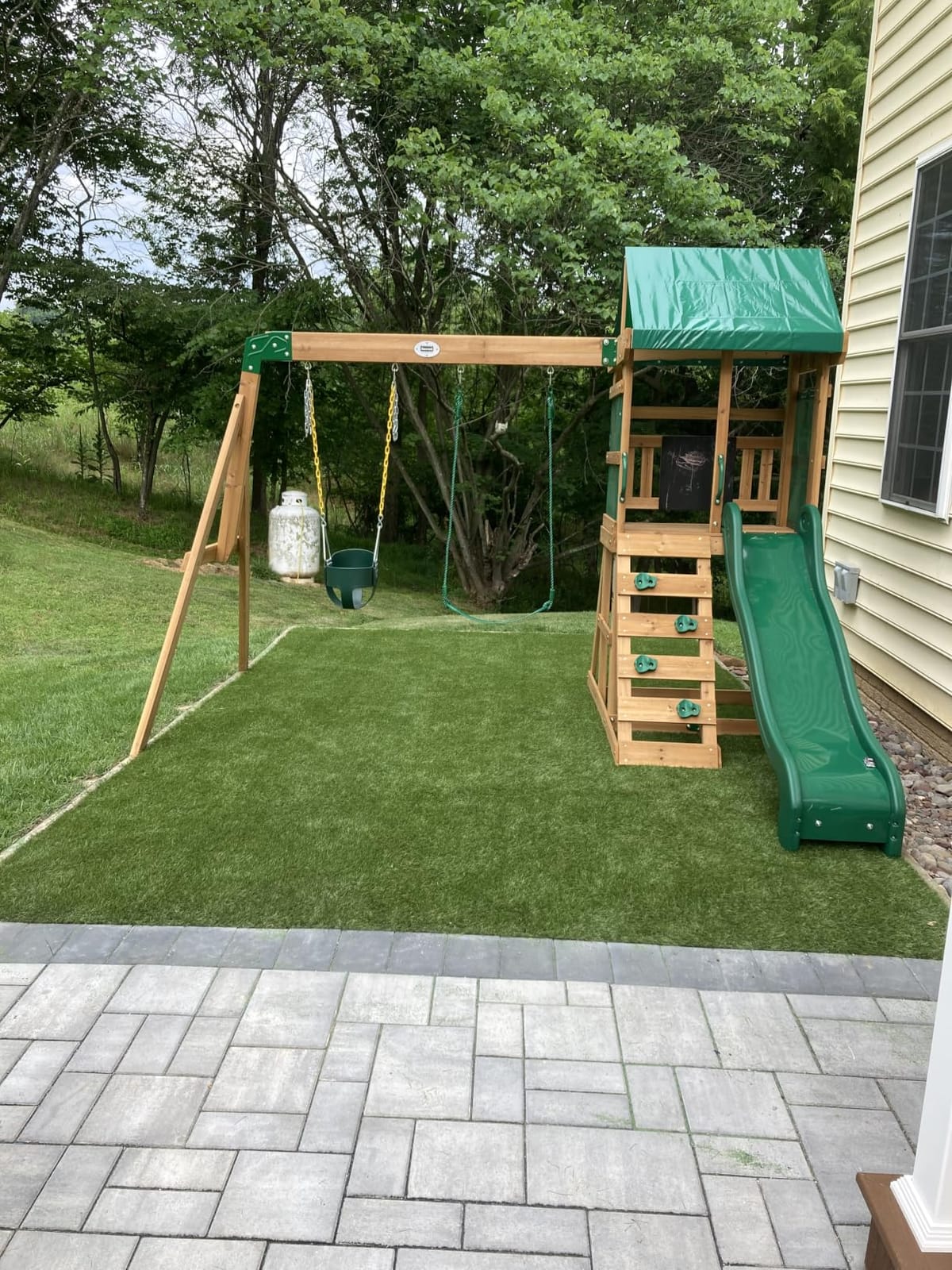 LITA 7ft x 13ft Realistic Deluxe Artificial Grass customer photo 1