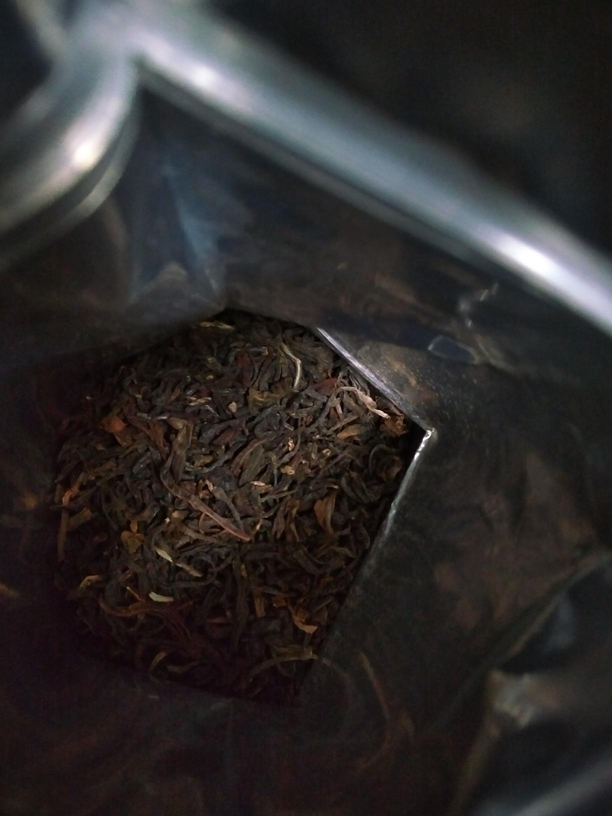 VAHDAM High Mountain Oolong Tea Leaves (3.53oz | 50+ Cups) Premium Whole Rolled | Strong & Robust with Floral, Fruity Notes | High Elevation Grown Oolong Tea Loose Leaf customer photo 1