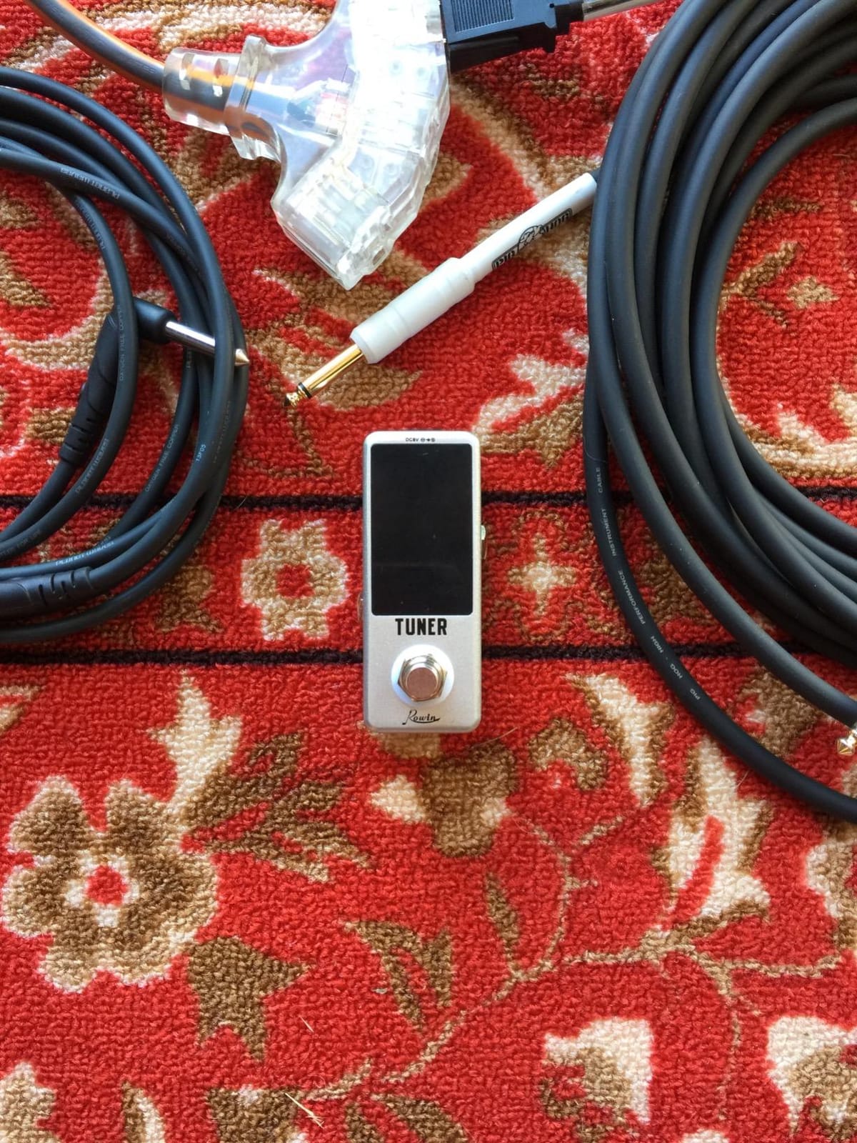 Rowin High Precision Guitar Chromatic Tuner Pedal Ture Bypass customer photo 1