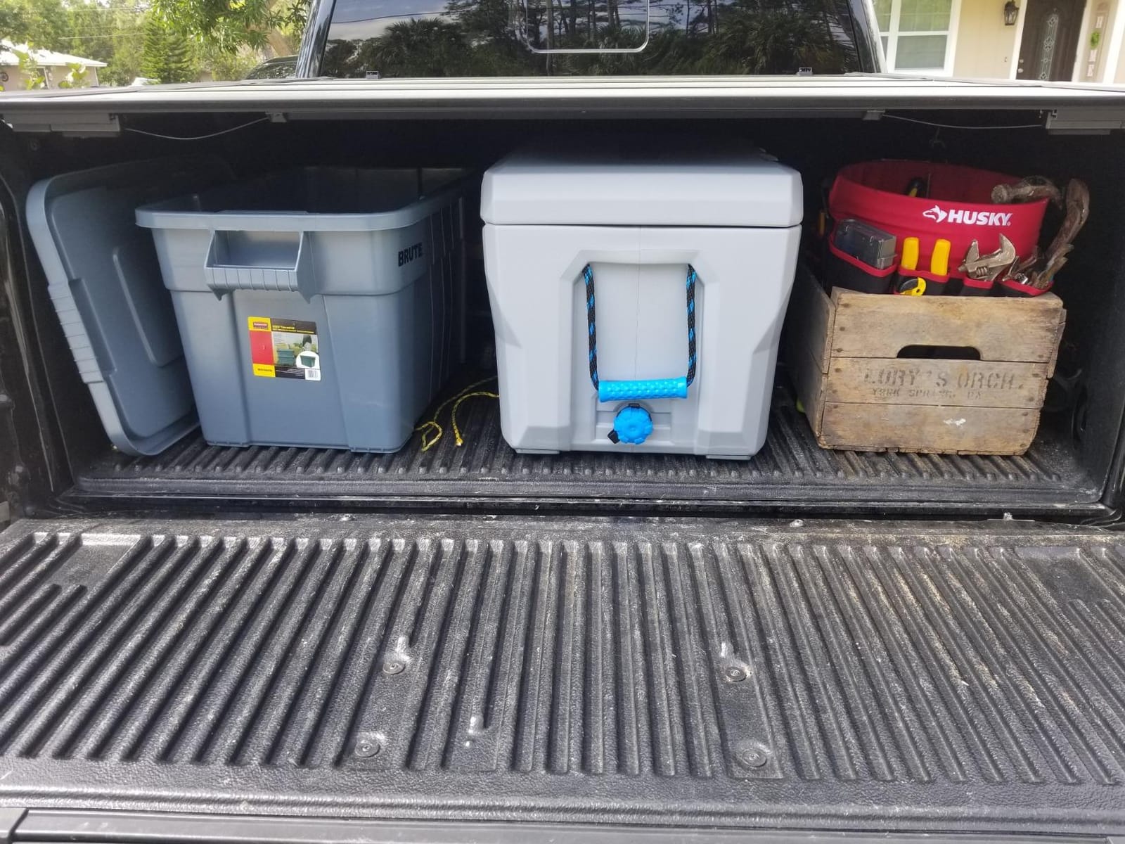 Undercover Ultra Flex Hard Folding Truck Bed Tonneau Cover | UX22019 | Fits 2015-2020 Ford F-150 5' 7