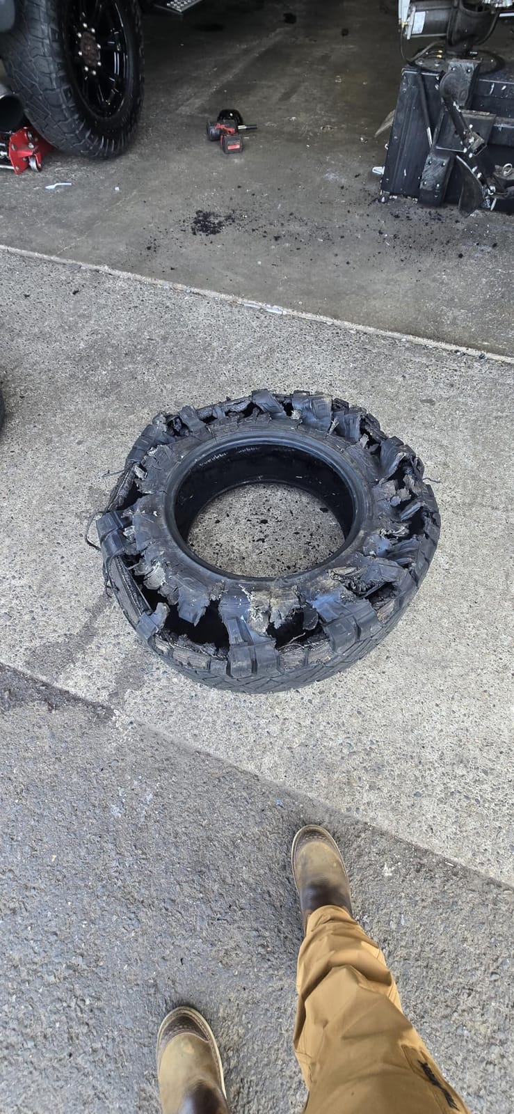 NITTO 35X12.50R18LT 128Q F/12 NITTO RIDGE GRAPPLER BW customer photo 2