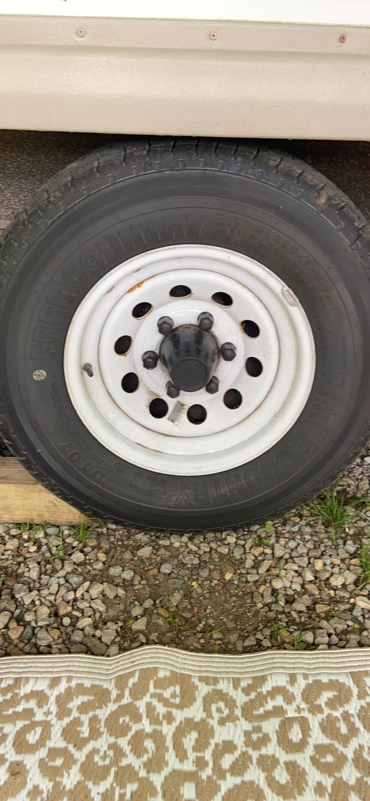 Free Country Grand Ride Set 4 Trailer Tires ST225/75R15 10 Ply Load Range E Steel Belted Radial w/Featured Scuff Guard customer photo 1