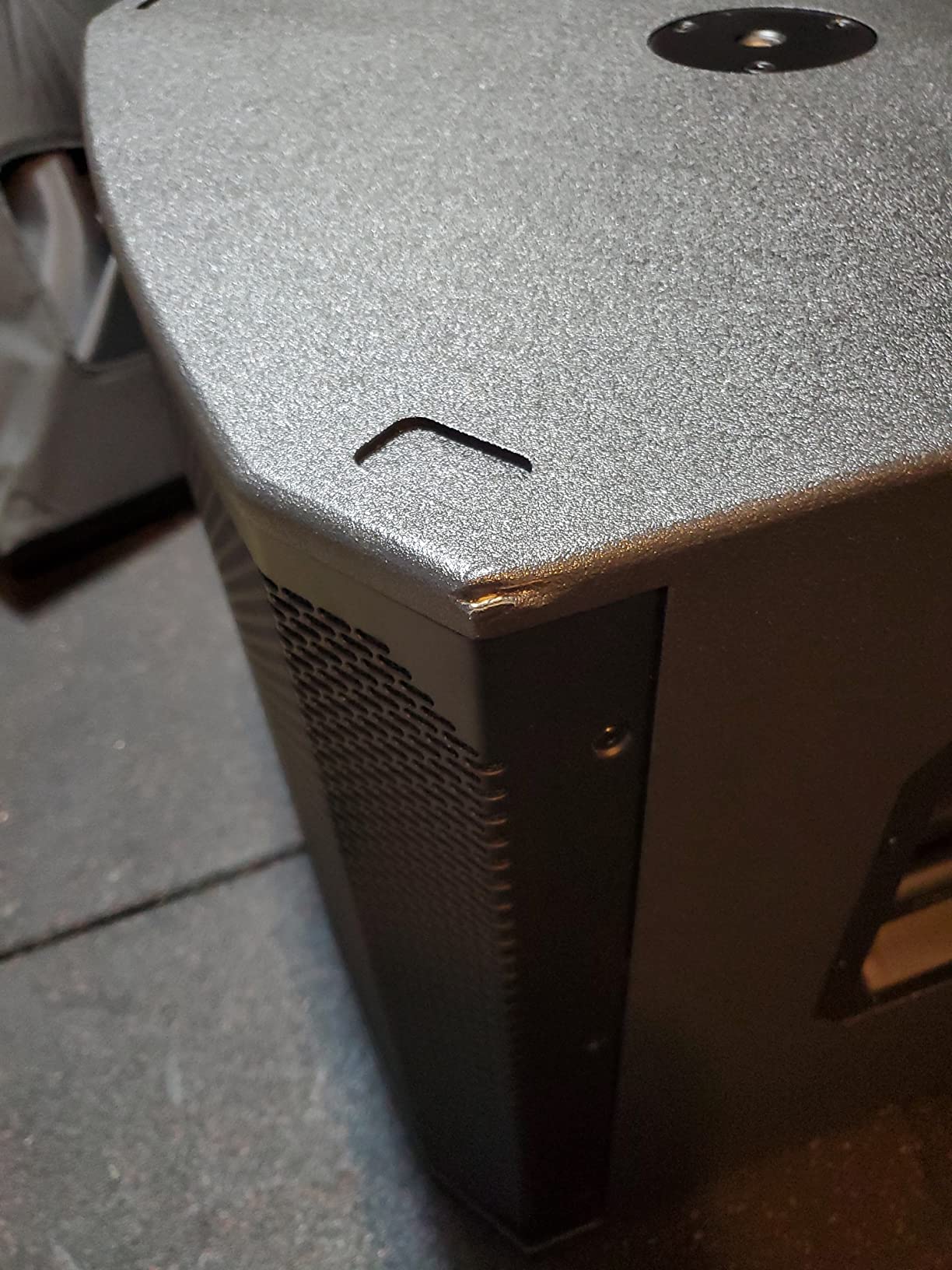 Electro Voice Ekx 18sp 18 1300W Powered Subwoofer, Cardioid (Black) customer photo 2