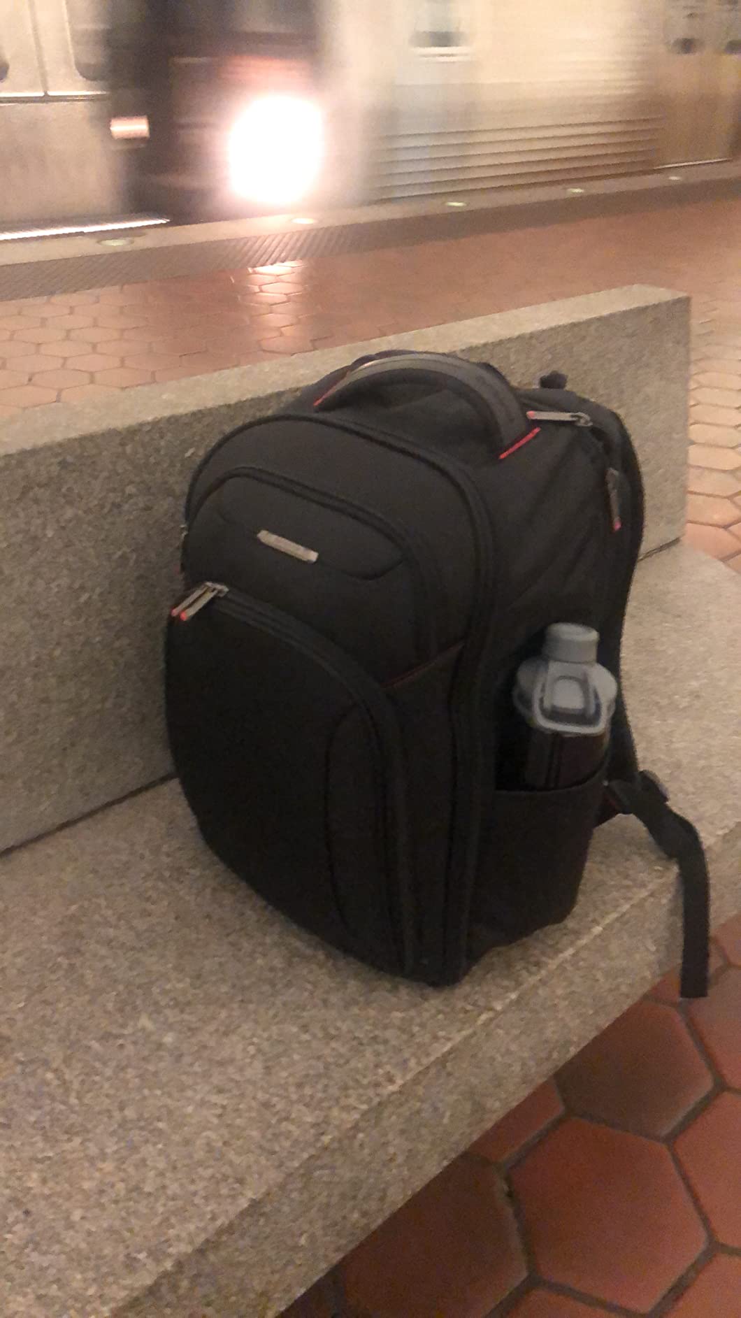 Samsonite Xenon 3.0 Slim Laptop Backpack, 1680D Ballistic Polyester, Fits 15.6” Laptop, TSA Compatible, Air Mesh Back Padding, Tablet Pocket, Smart Sleeve, Quick Stash Pocket, Durable & Lightweight customer photo 2