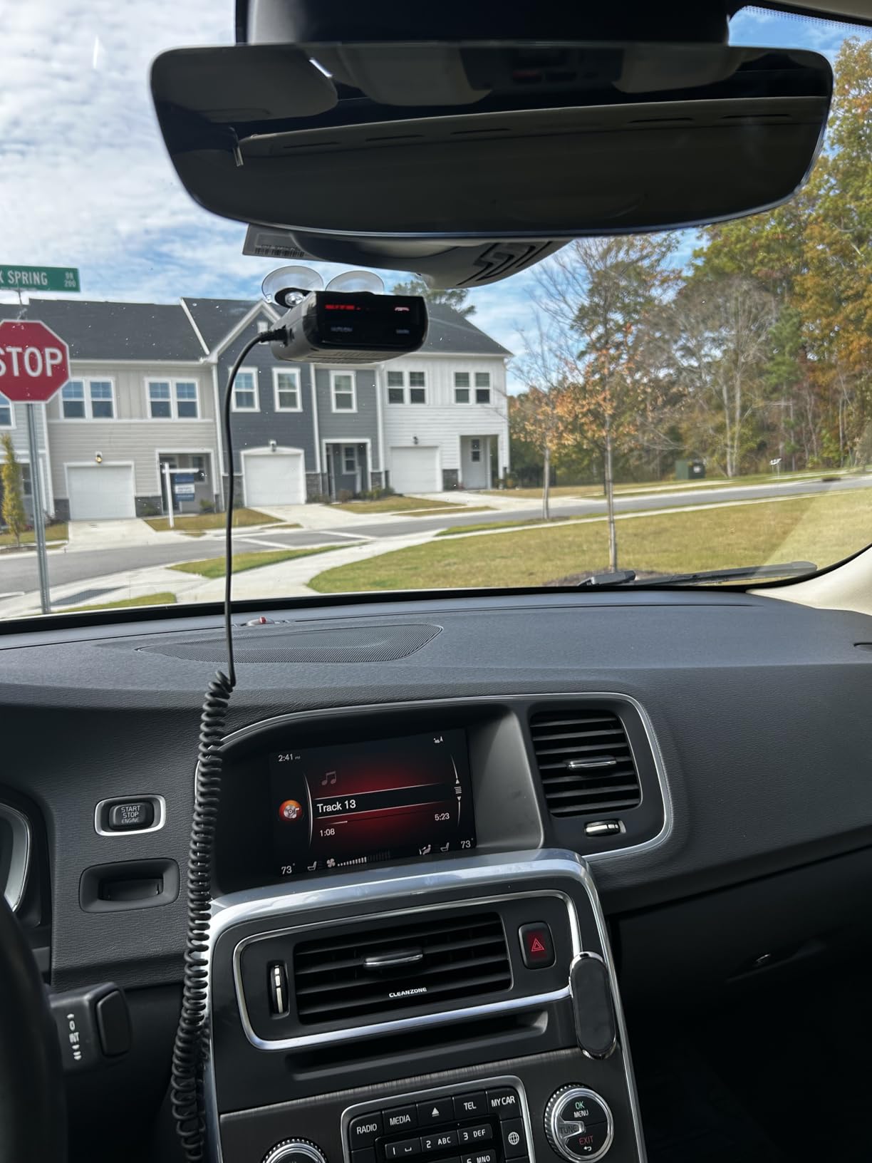 Uniden R3 EXTREME LONG RANGE Laser/Radar Detector, Record Shattering Performance, Built-in GPS w/ Mute Memory, Voice Alerts, Red Light & Speed Camera Alerts, Multi-Color OLED Display , Black customer photo 1