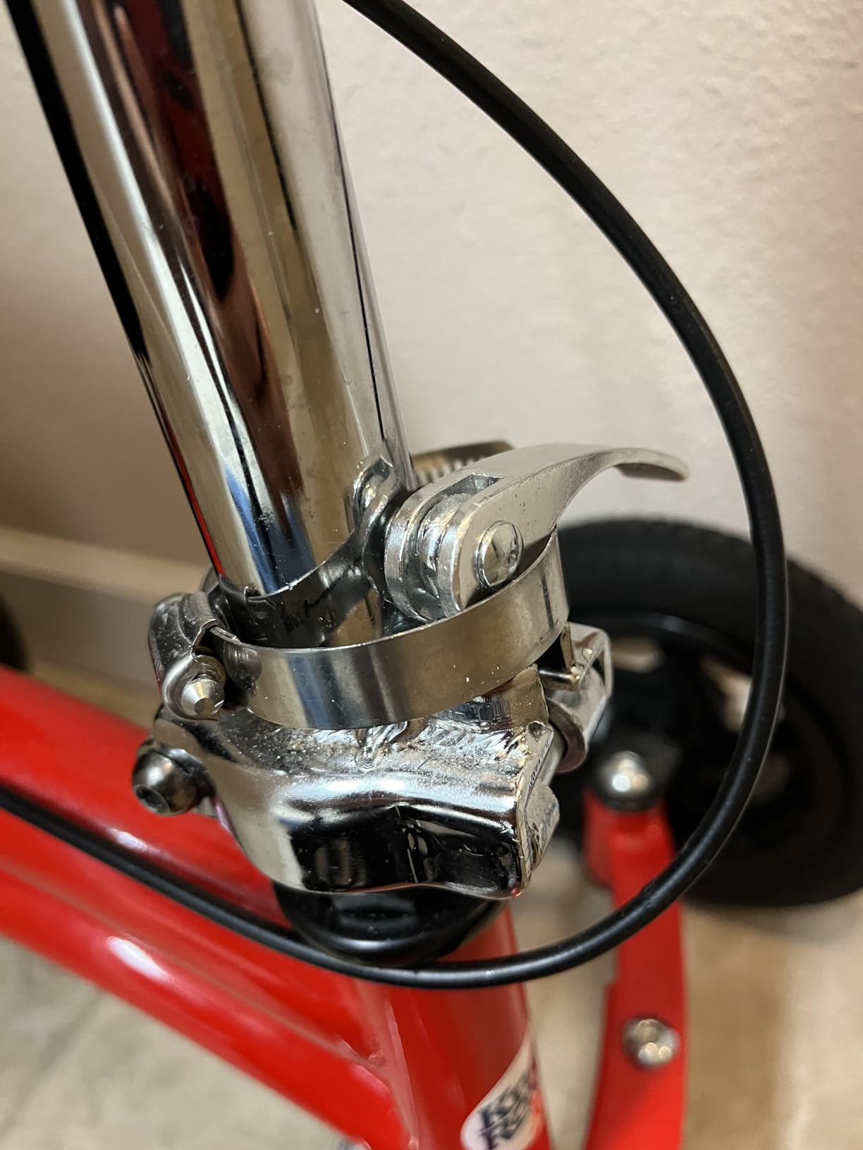 KneeRover Jr All Terrain Knee Scooter, Red customer photo 2