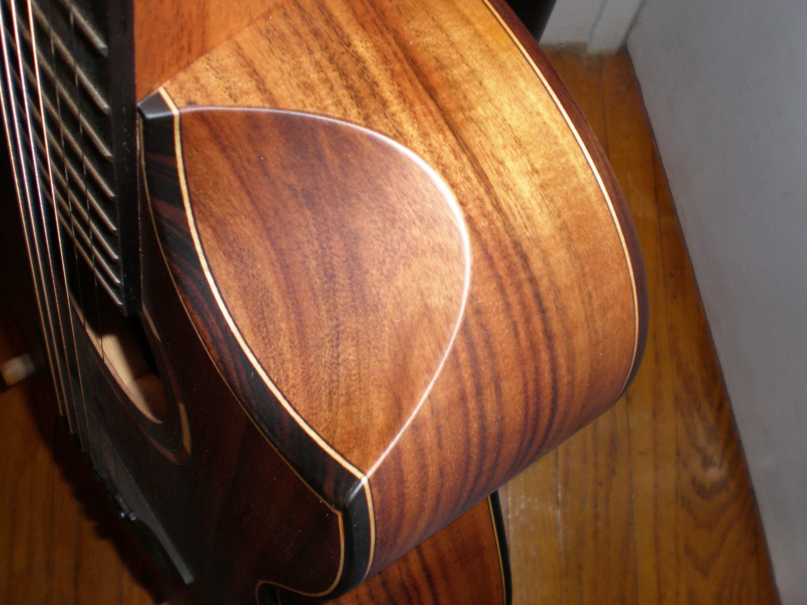 Washburn Comfort G-Mini 55 Koa Travel Size Acoustic Guitar, Natural customer photo 1