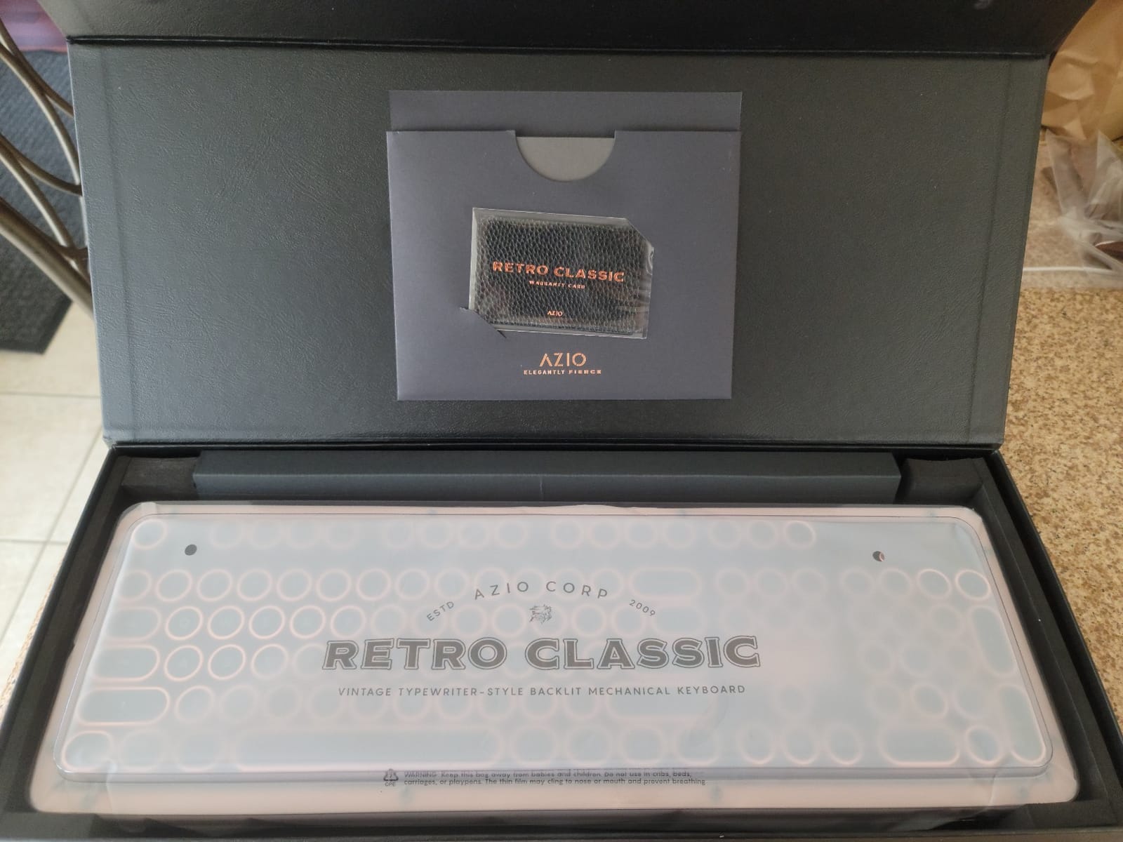 Azio Retro Classic Artisan - USB Luxury Vintage Backlit Mechanical Keyboard (Blue Switch, Black Leather, Zinc Alloy Frame)(MK-RETRO-L-03-US) customer photo 1