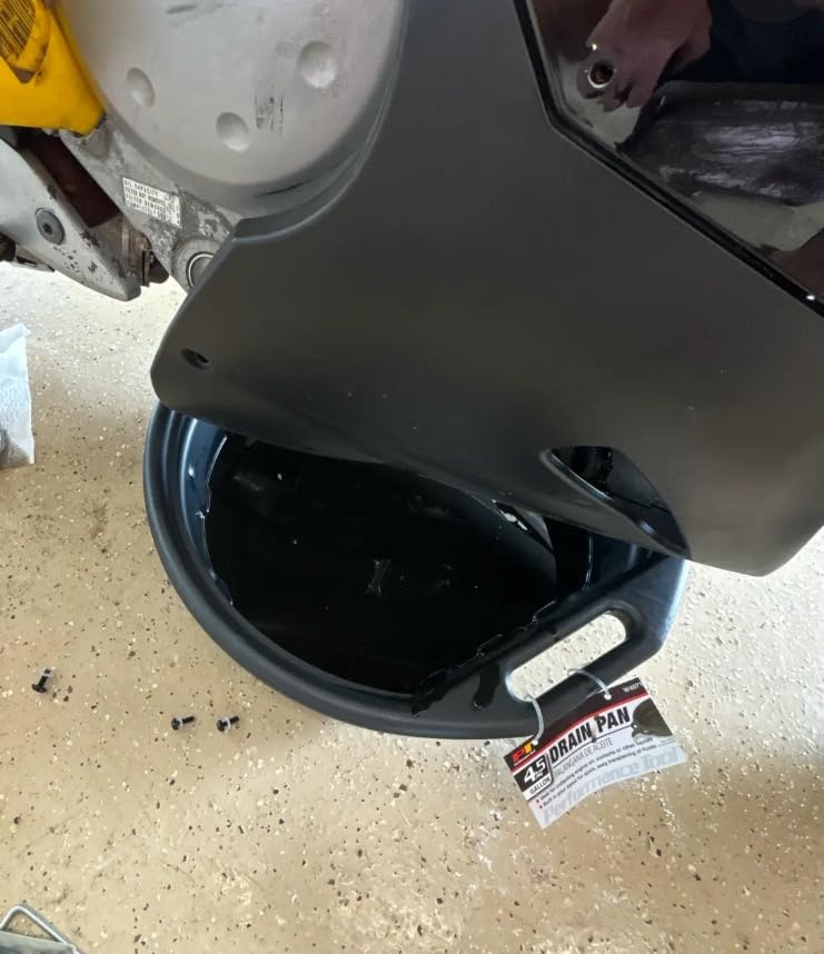 Performance Tool W4071 4.5 Gallon Black Oil Drain Pan customer photo 2