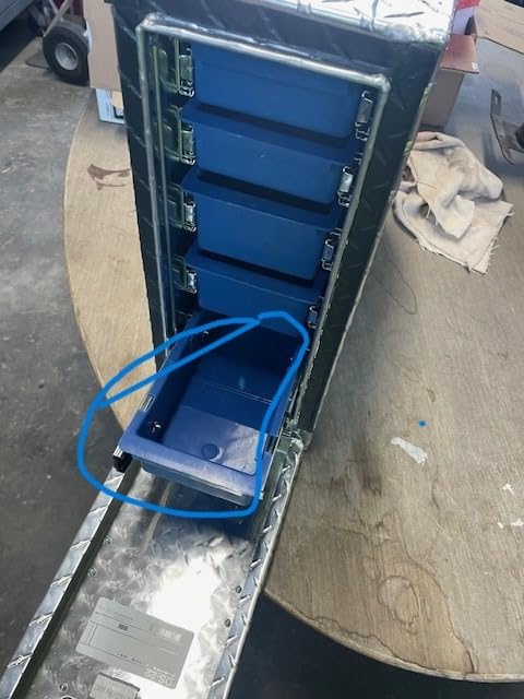 UWS EC20041 22-Inch Heavy-Wall Aluminum Truck Bed Tool Box with 5 Drawers customer photo 1
