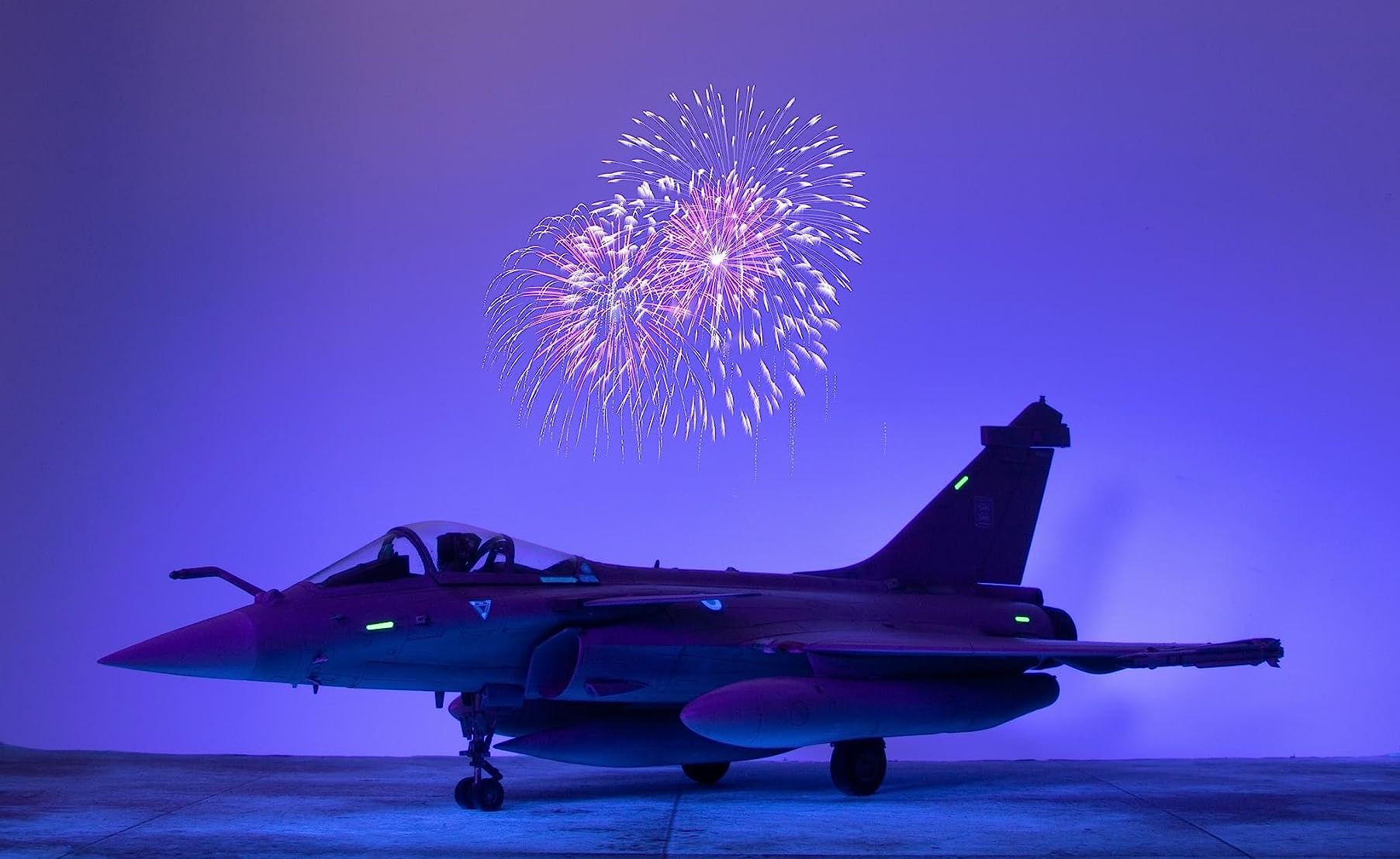 Revell 03901 Dassault Rafale C, 1:48 Scale Plastic Model kit customer photo 2