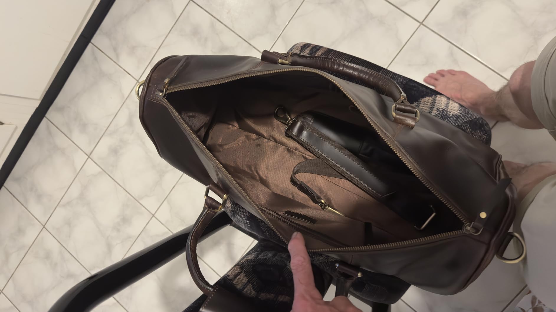 Men's Leather Travel Bag - Weekender Sports Travel Shoulder Bags Aeroplane Hand Luggage Men Duffle Bag (Large), Mulberry, L, leather duffel bag customer photo 2