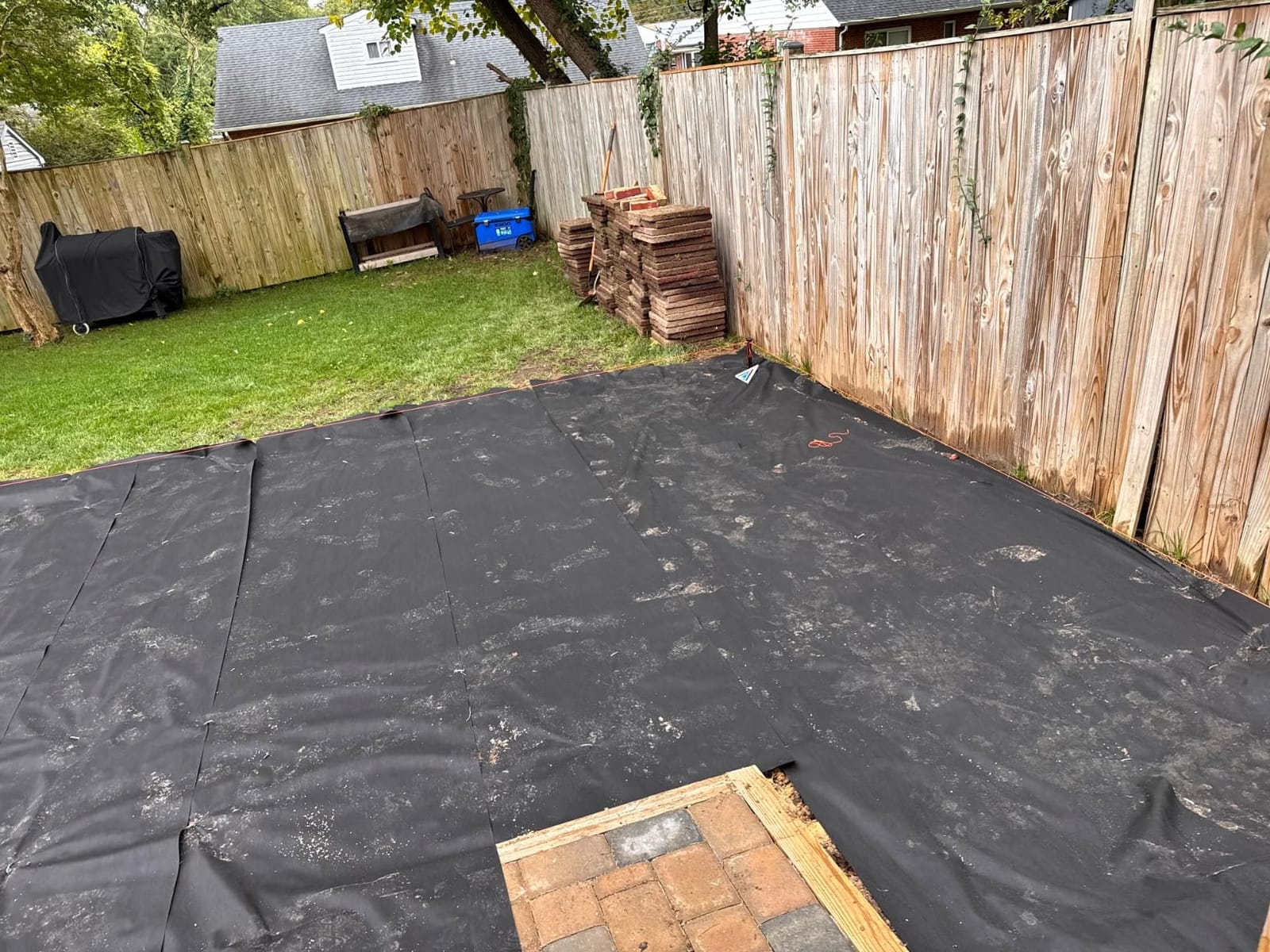 HOOPLE 3 ft x 180 ft Landscape Fabric Weed Barrier, Heavy Duty Ground Cover Roll, Water Permeable Non-Woven Geotextile for Garden Beds, Gravel, Mulch & Driveway Base customer photo 1